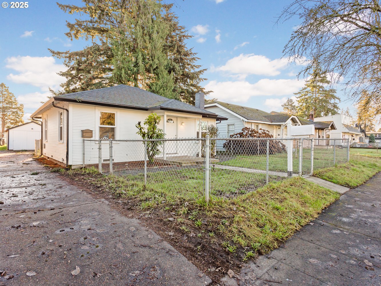 336 20TH AVE