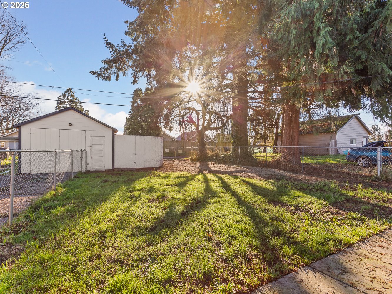 336 20TH AVE