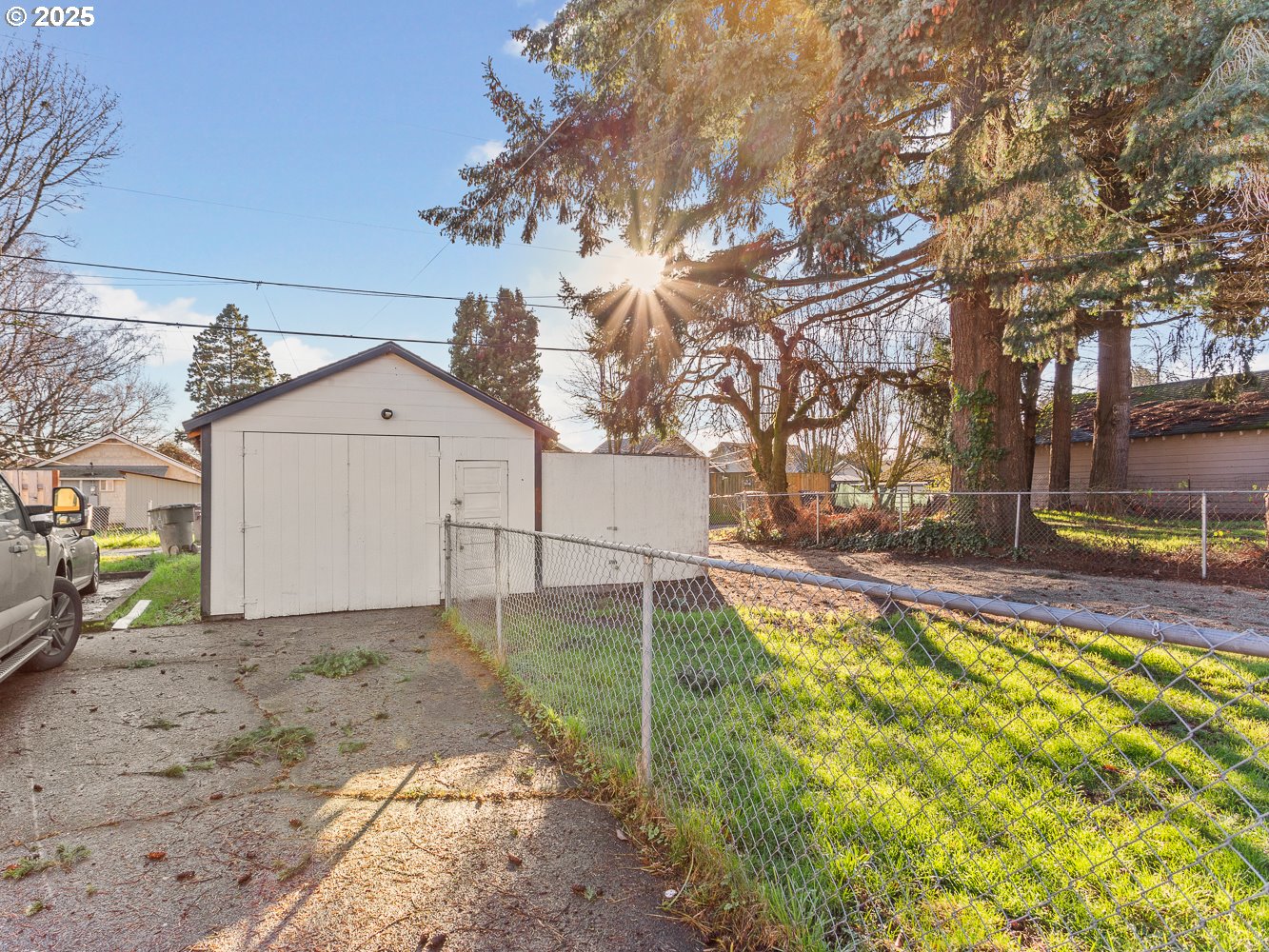 336 20TH AVE