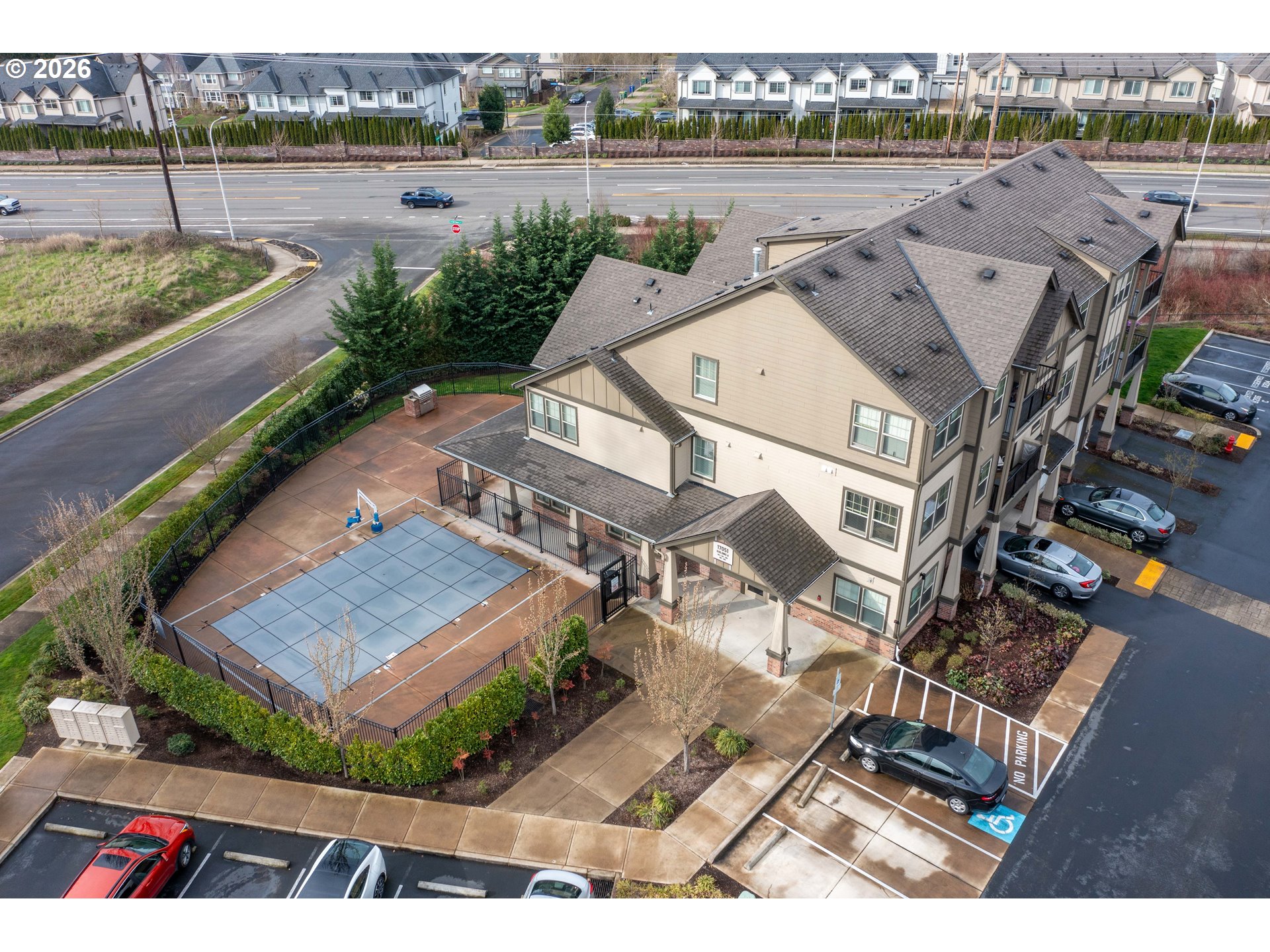 17124 SW APPLEDALE RD 401