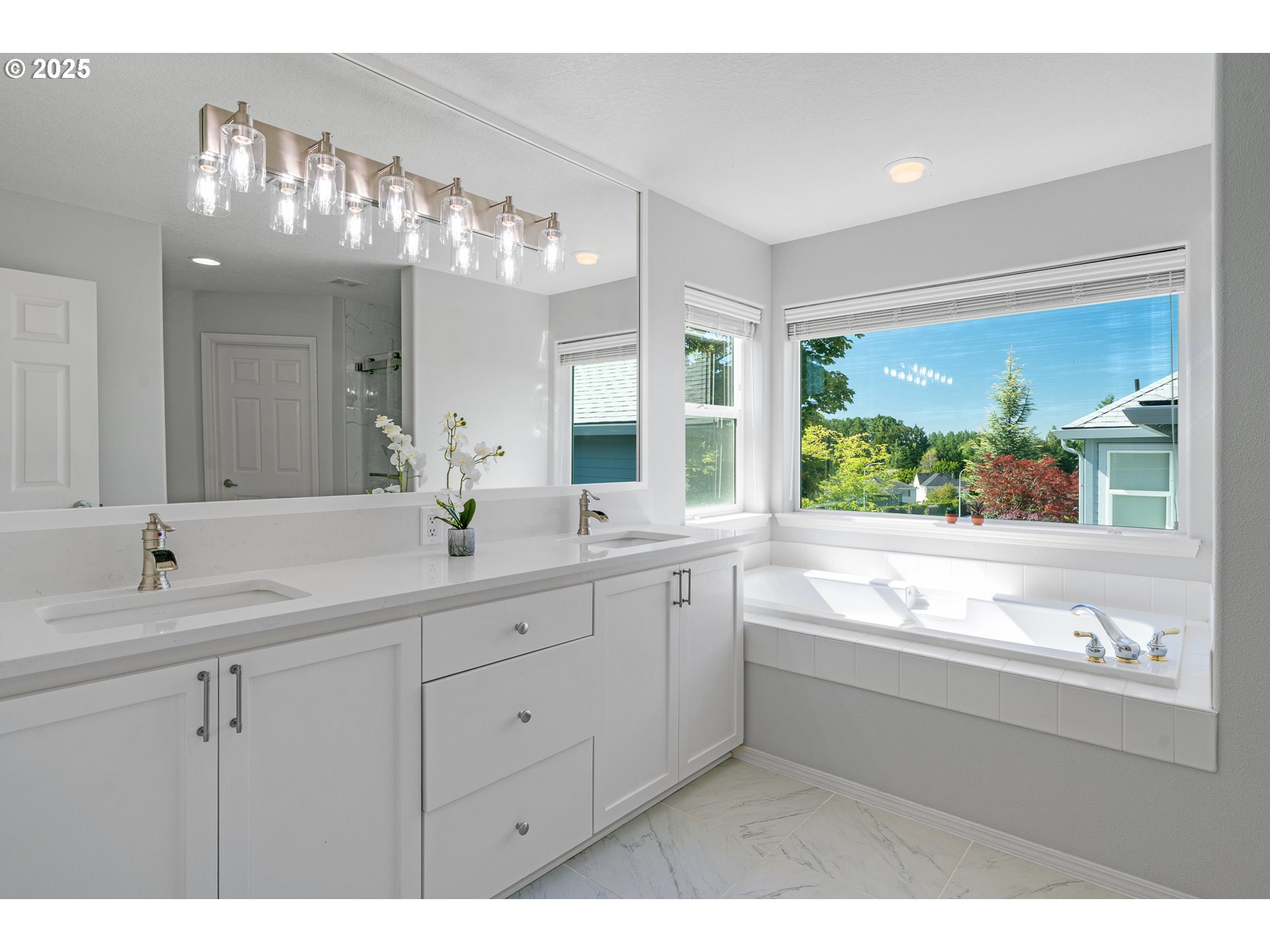 3760 NW TUSTIN RANCH DR