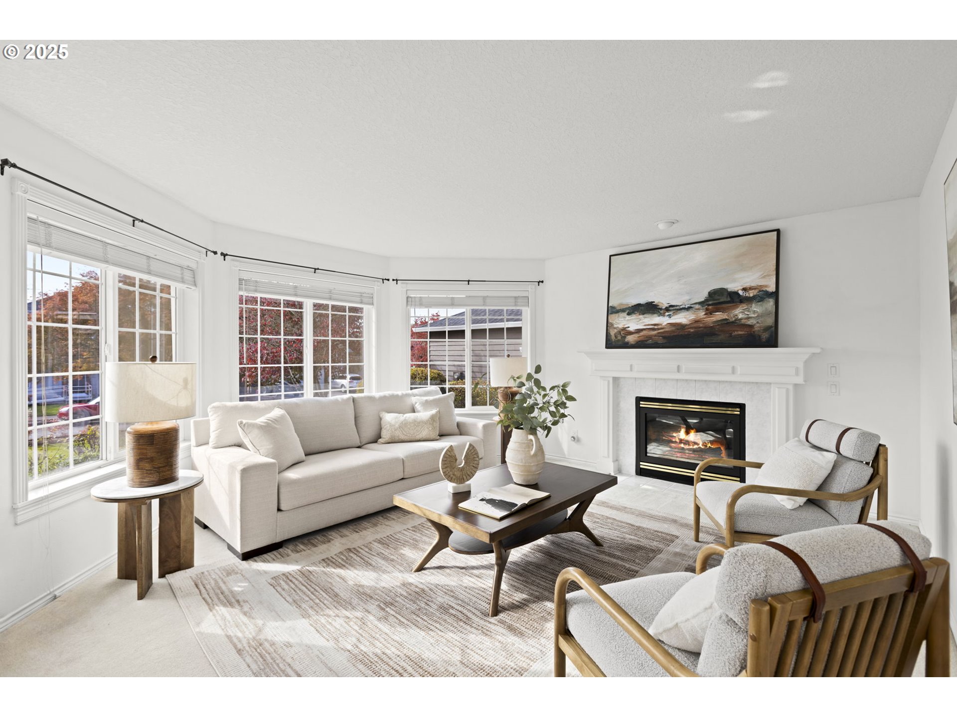 22271 NE LACHENVIEW LN