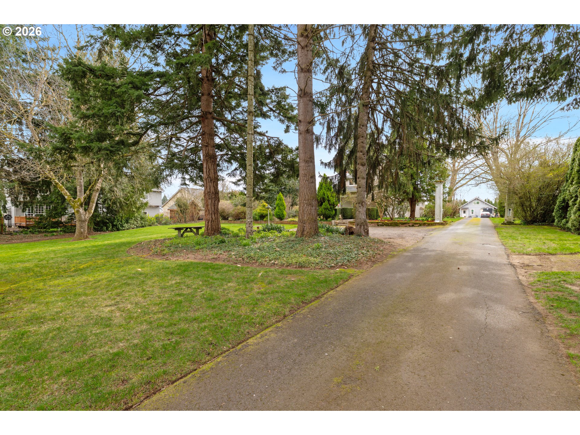 615 NW TERRITORIAL RD