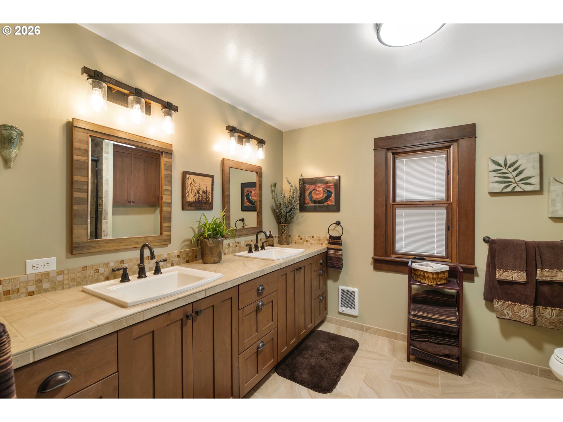 615 NW TERRITORIAL RD