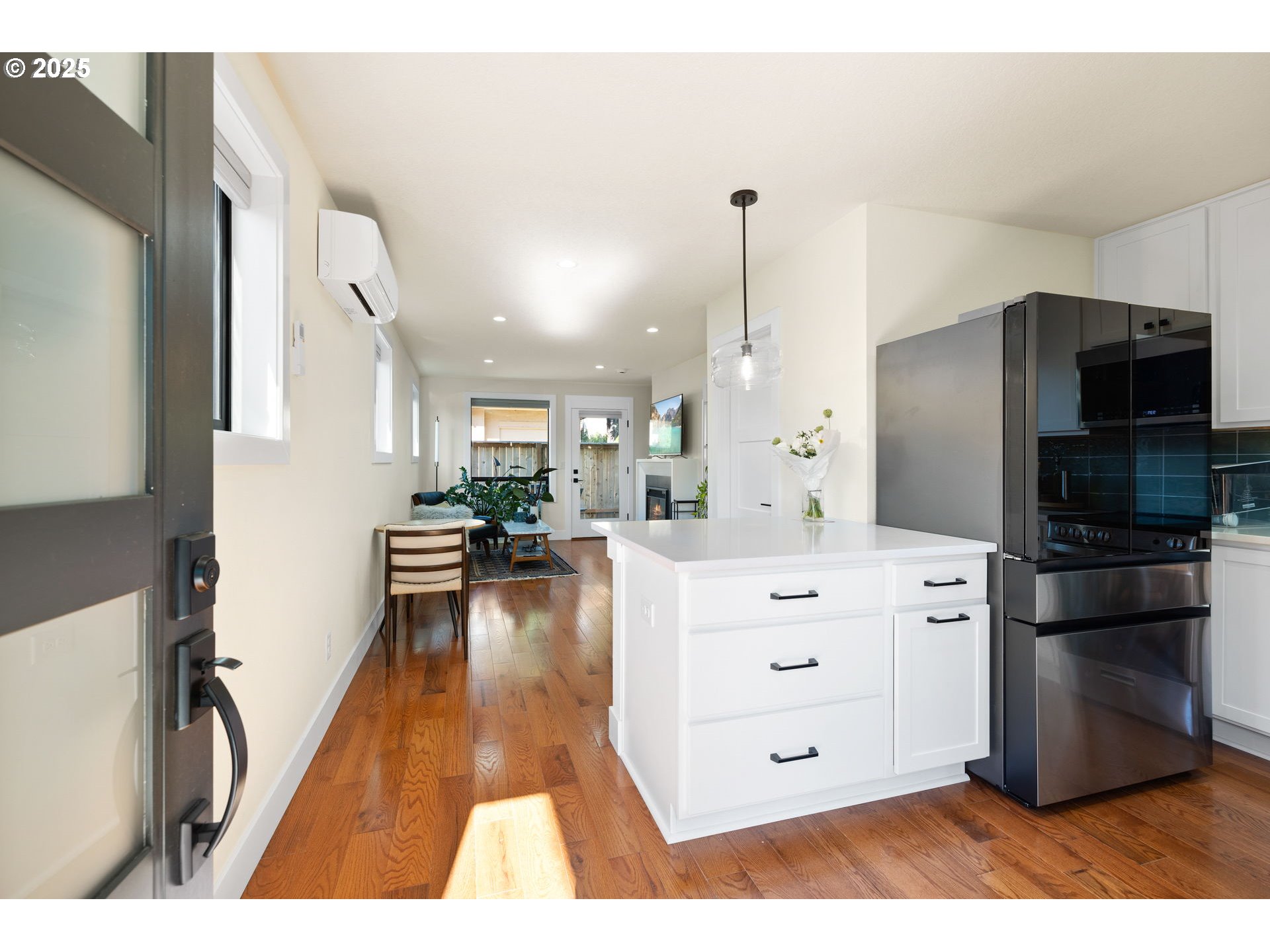 1410 SE CLAYBOURNE ST C