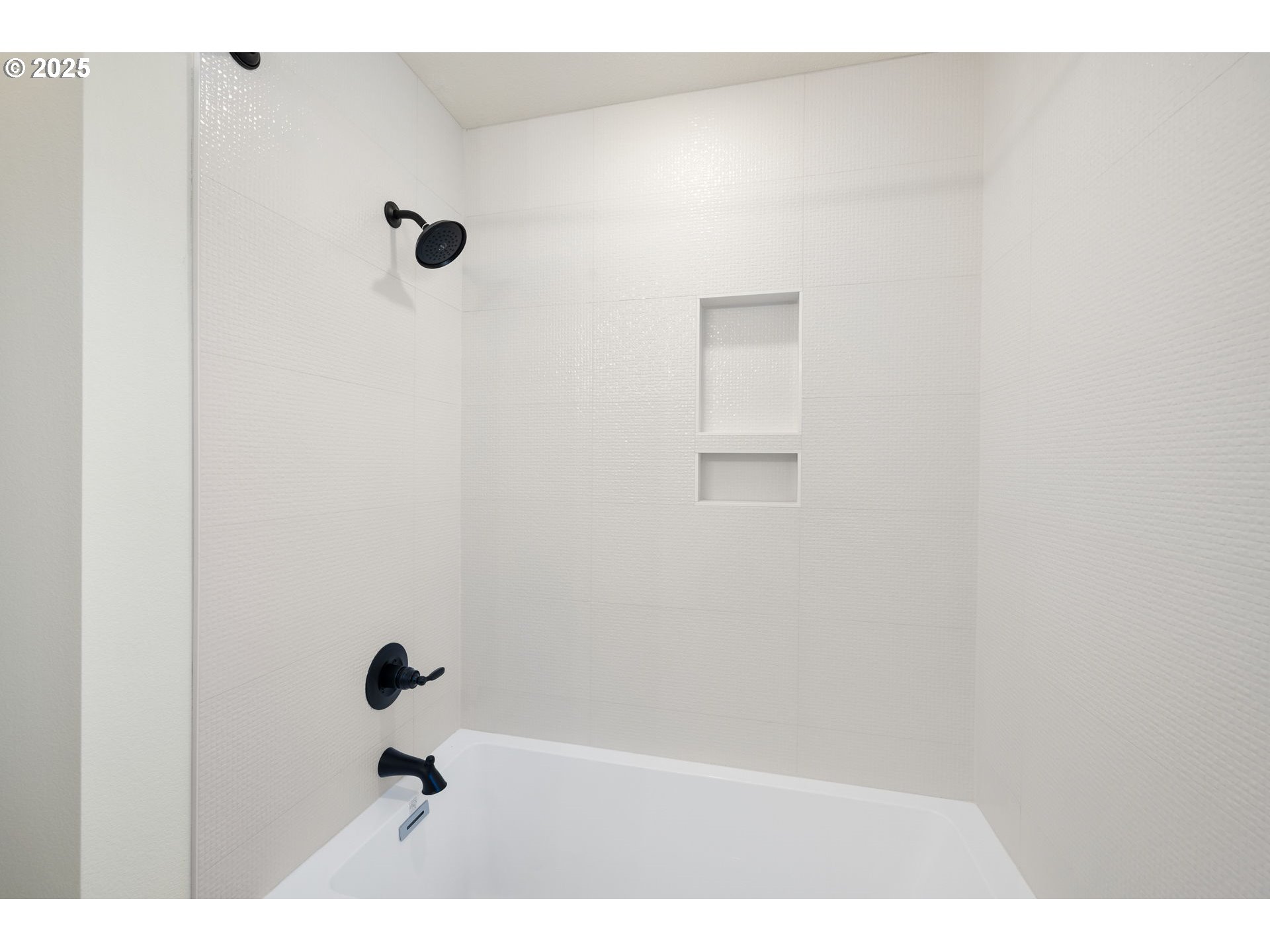 1410 SE CLAYBOURNE ST C