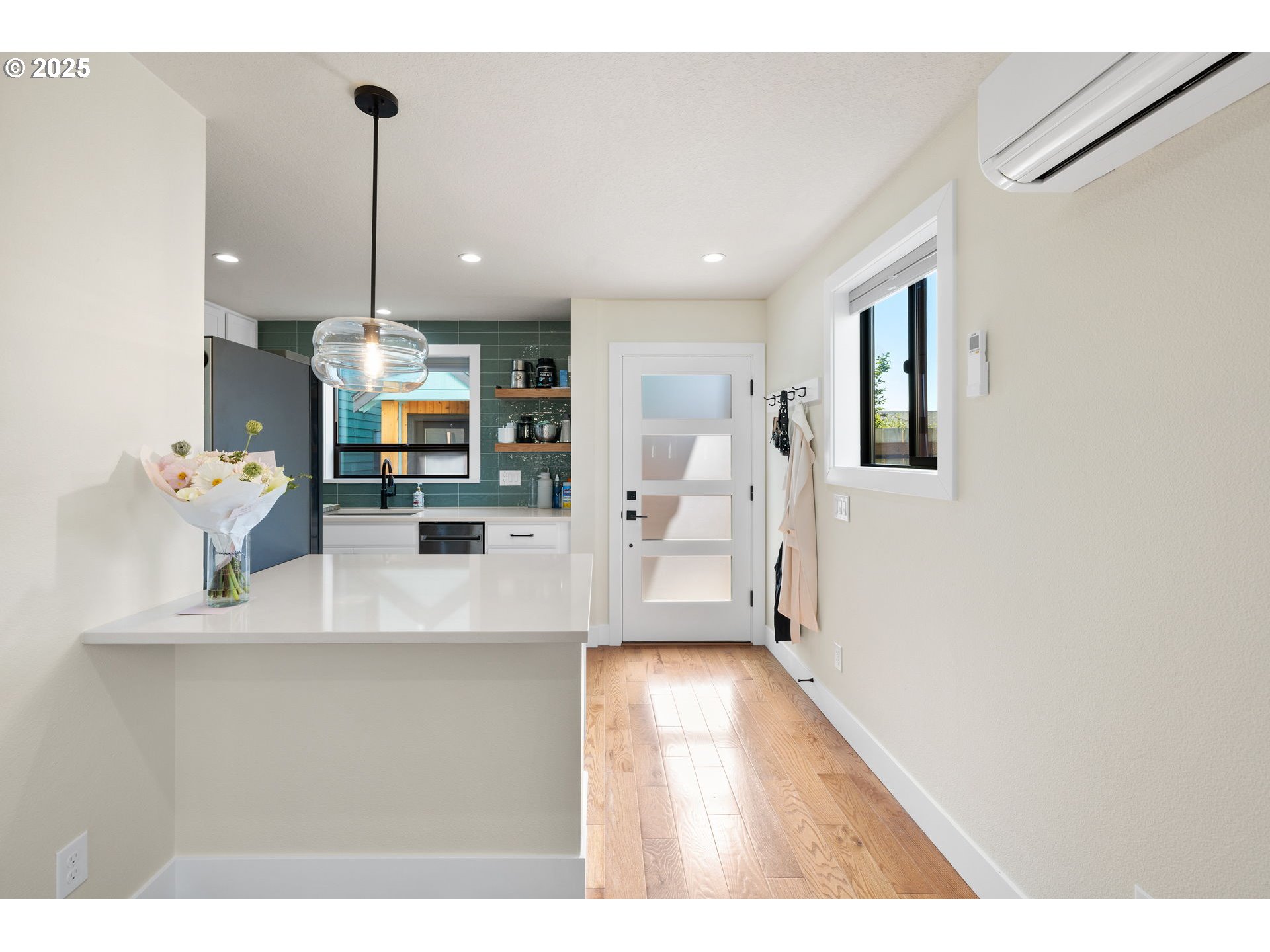 1410 SE CLAYBOURNE ST C