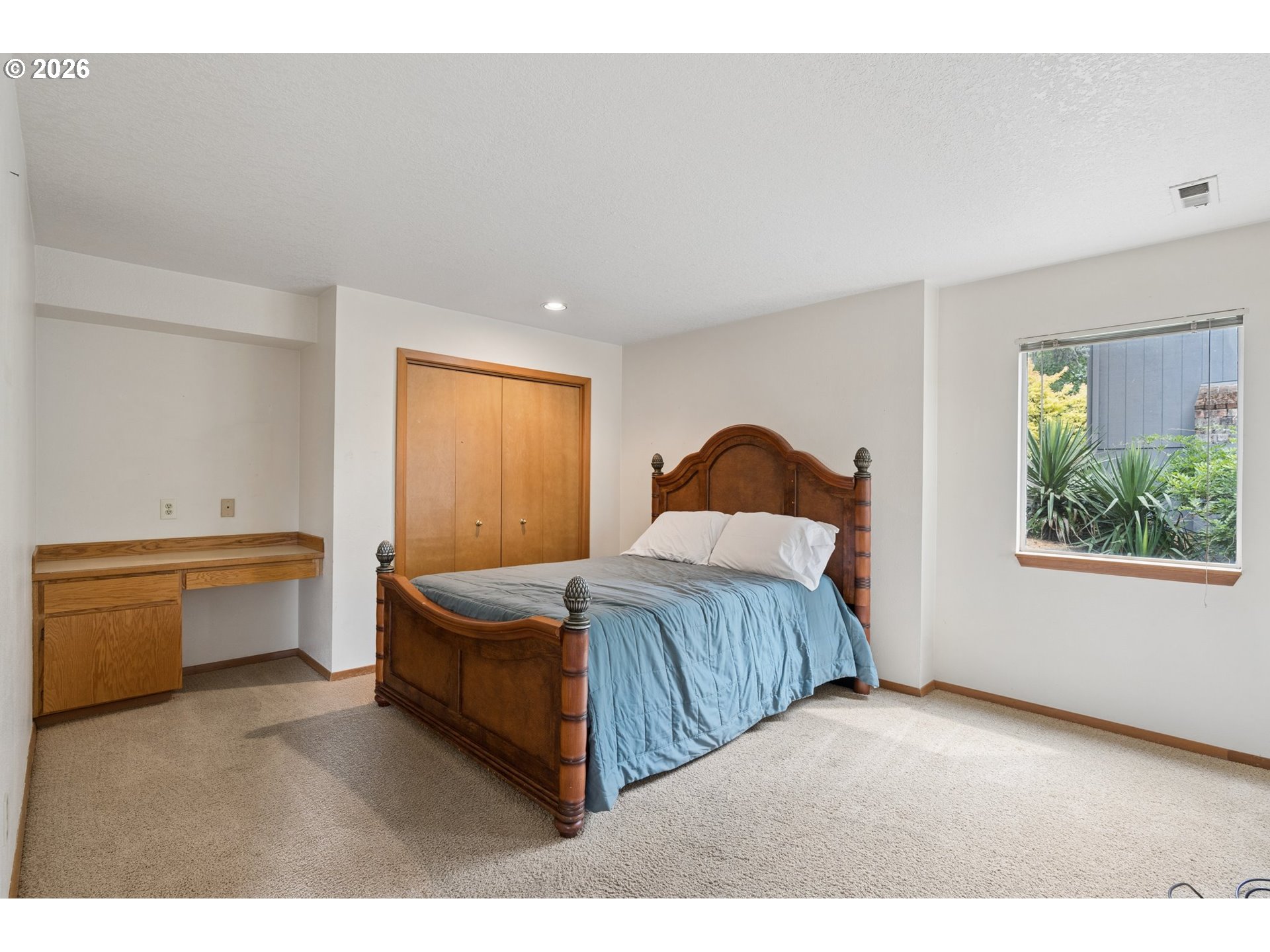 512 SE ALDER CT