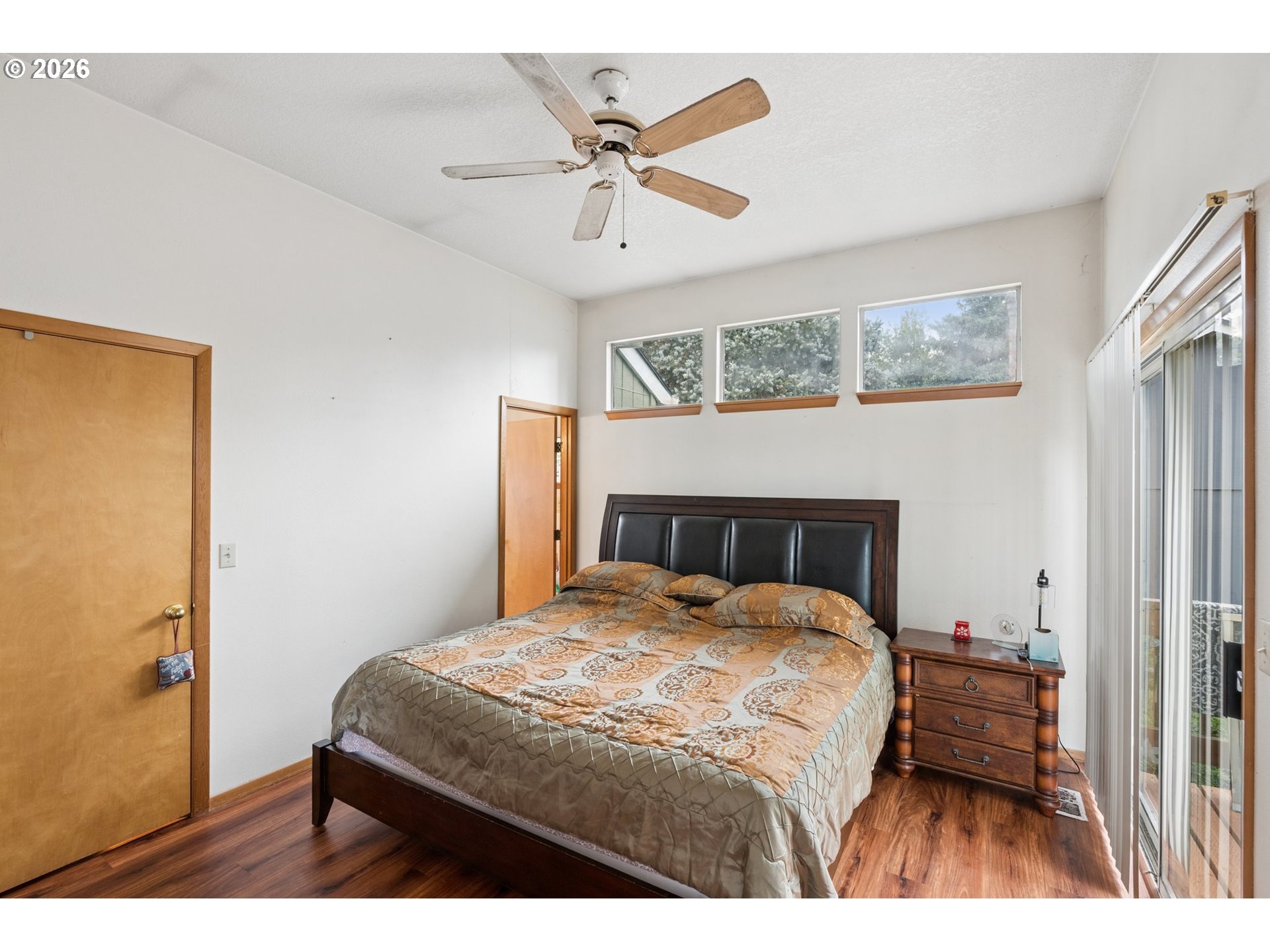 512 SE ALDER CT