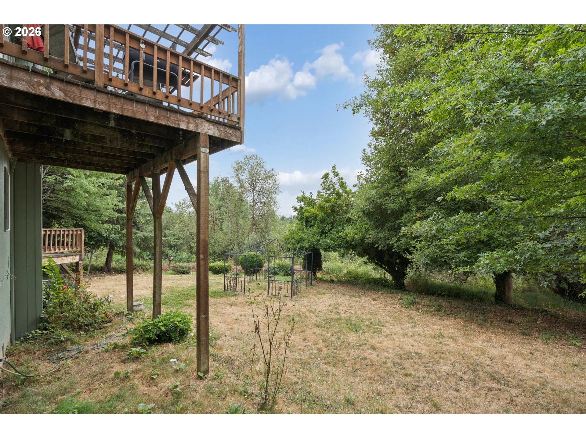 512 SE ALDER CT