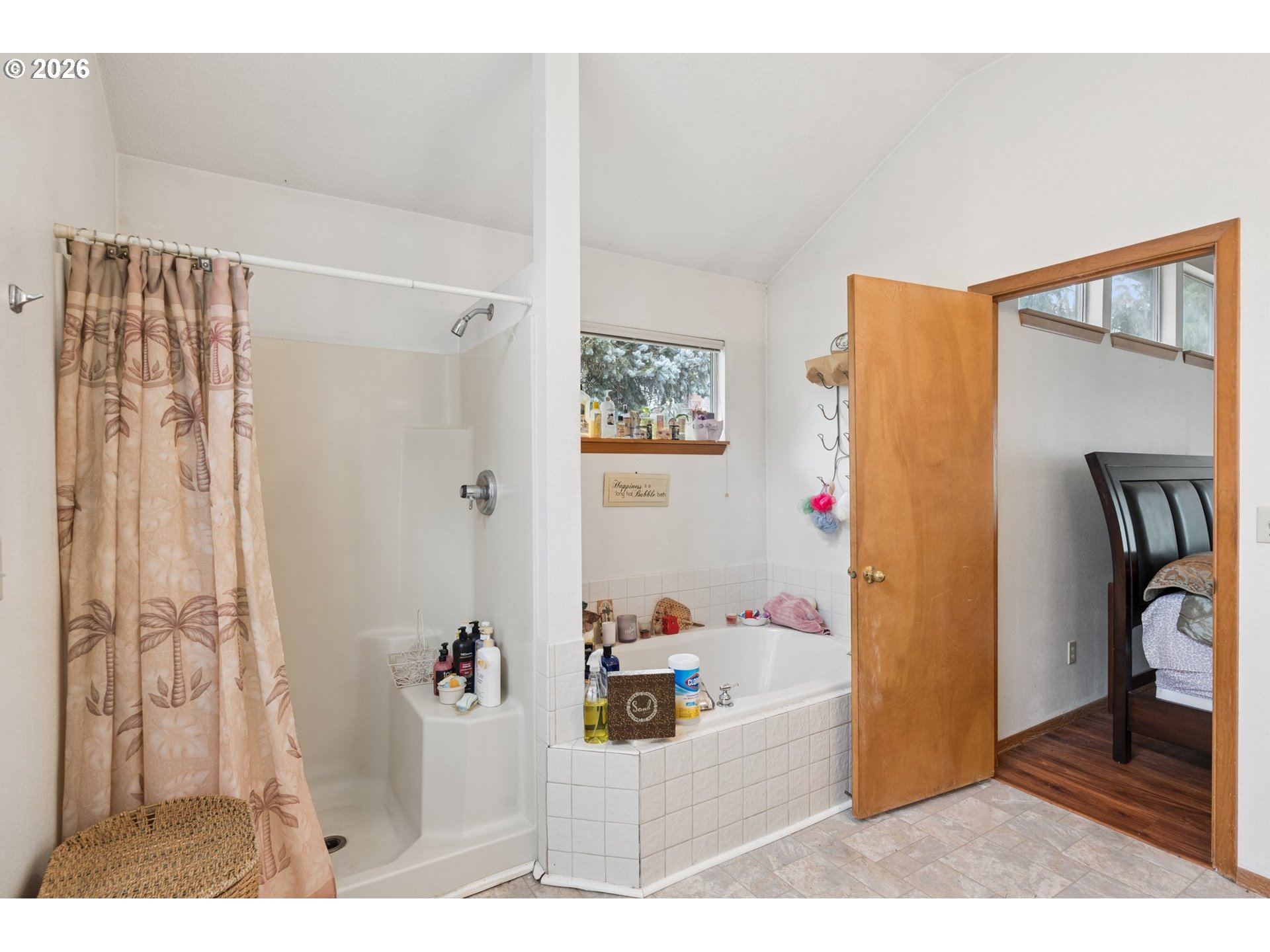 512 SE ALDER CT