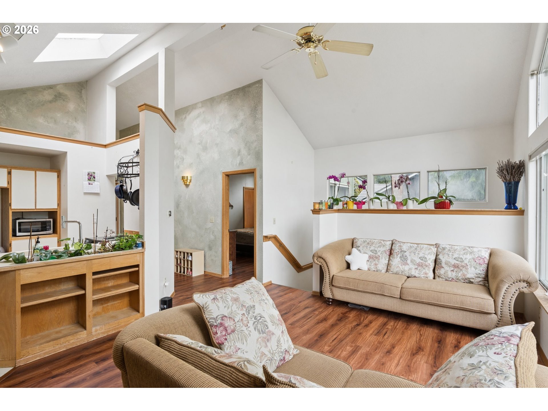 512 SE ALDER CT