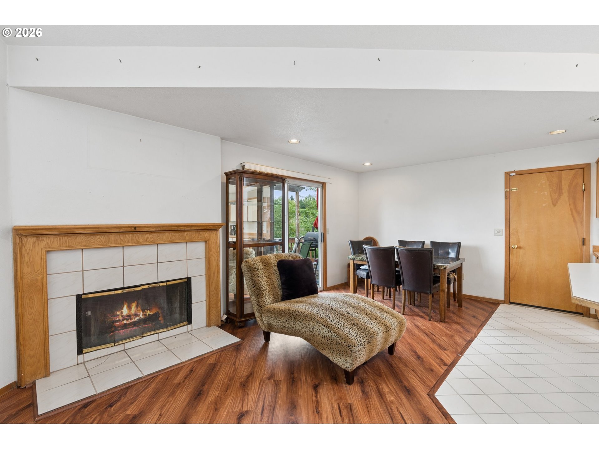 512 SE ALDER CT