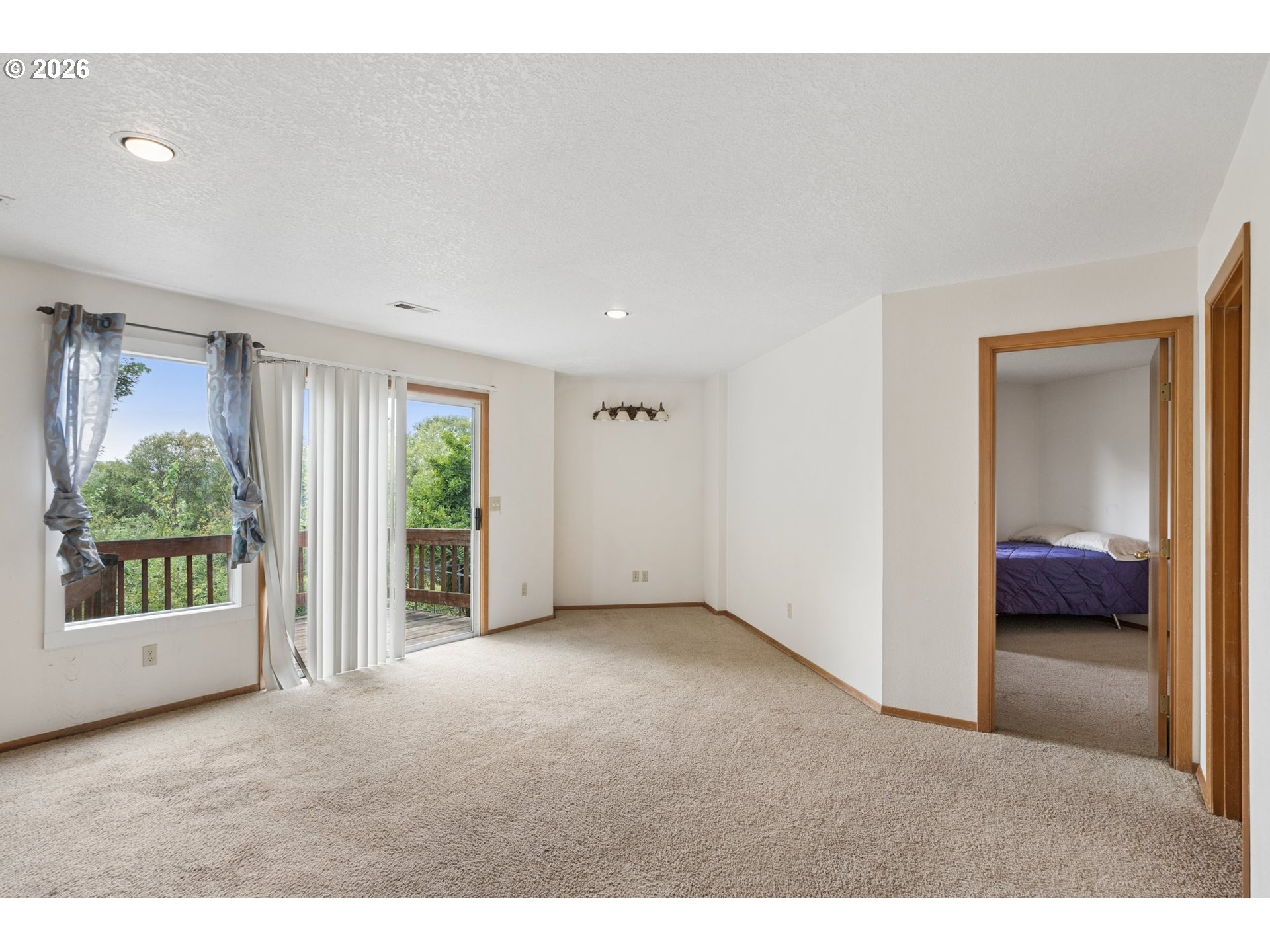 512 SE ALDER CT