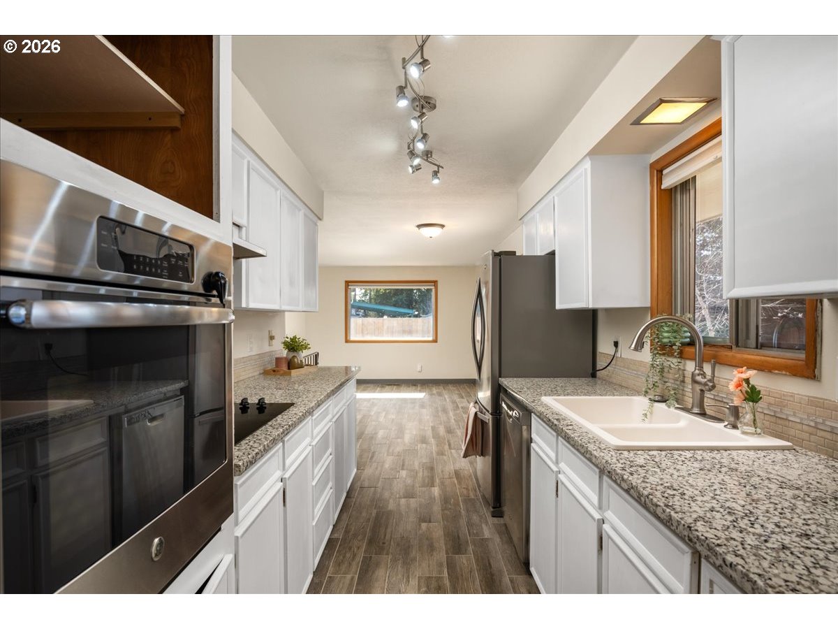 327 NE 169TH AVE