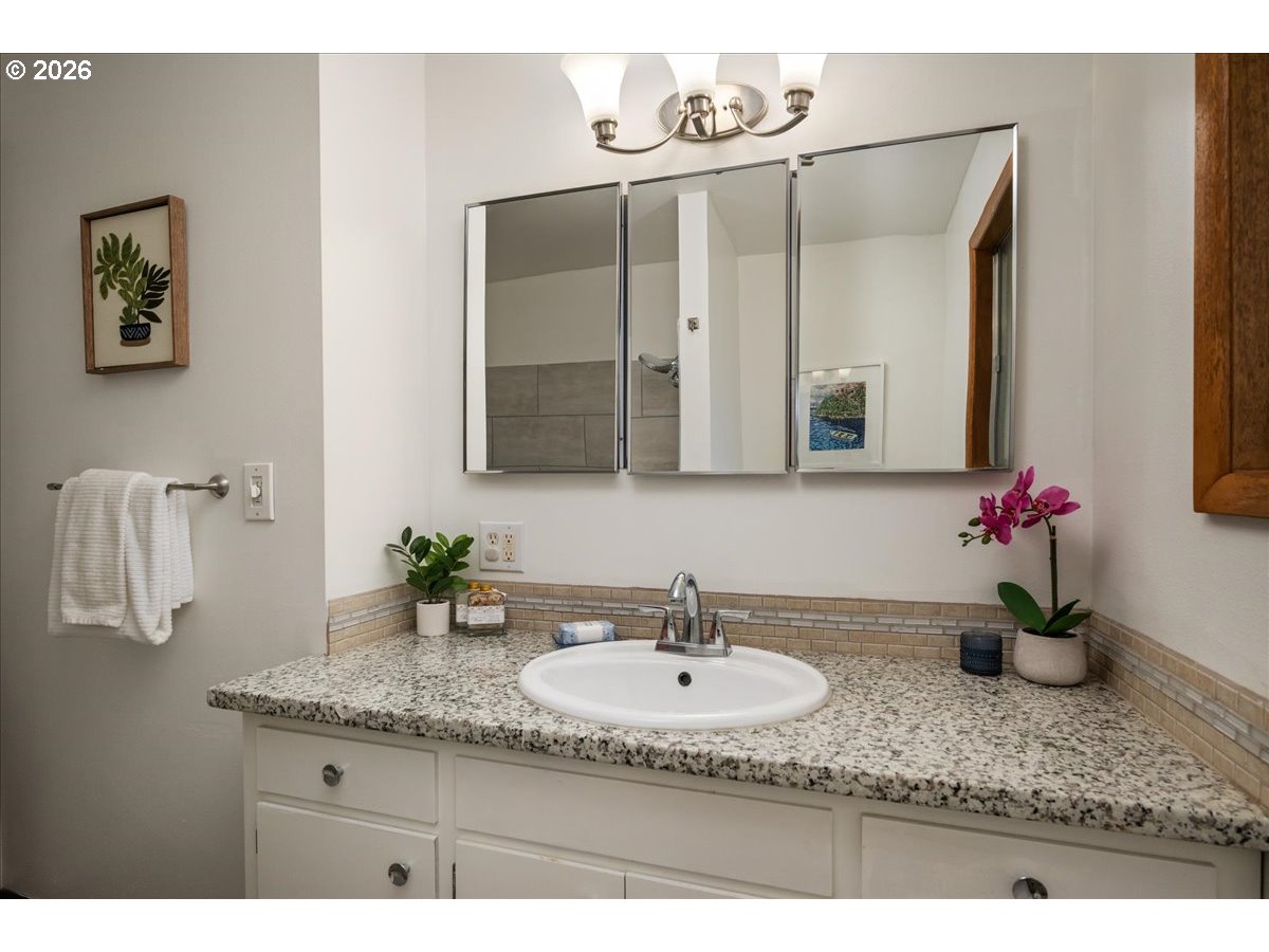 327 NE 169TH AVE