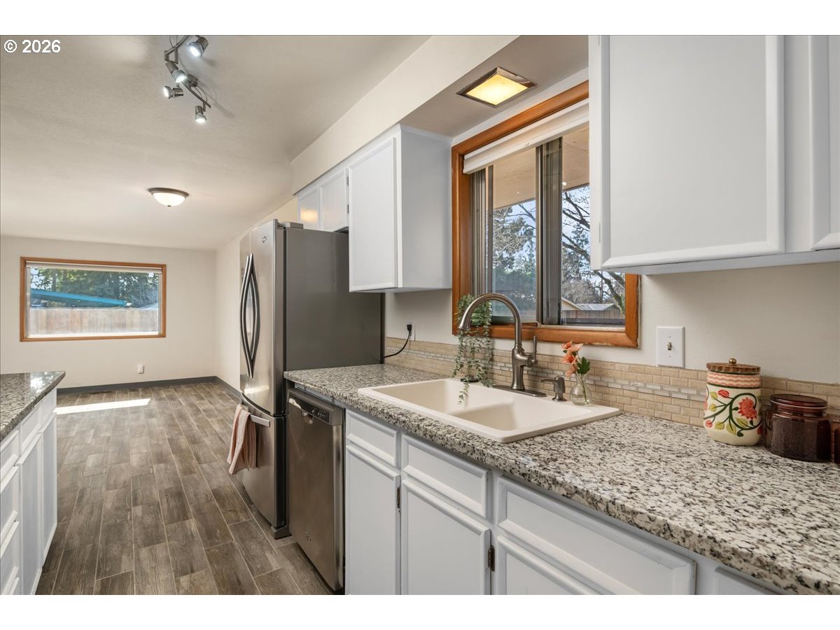 327 NE 169TH AVE