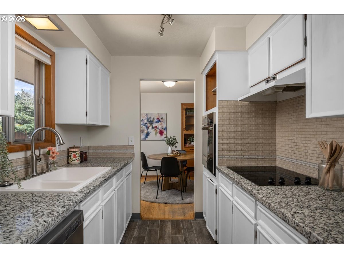 327 NE 169TH AVE