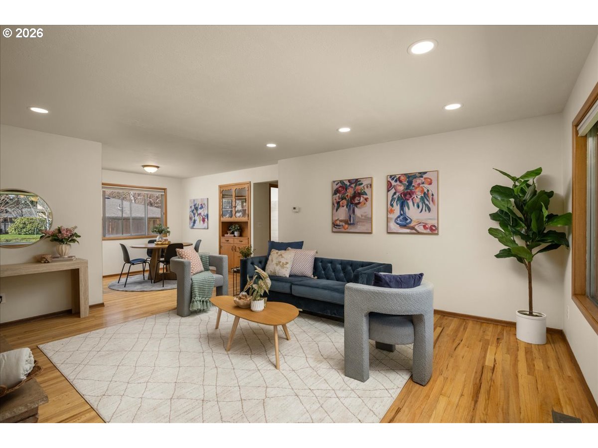 327 NE 169TH AVE