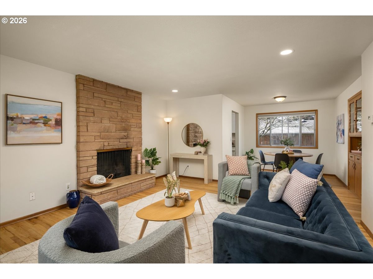 327 NE 169TH AVE
