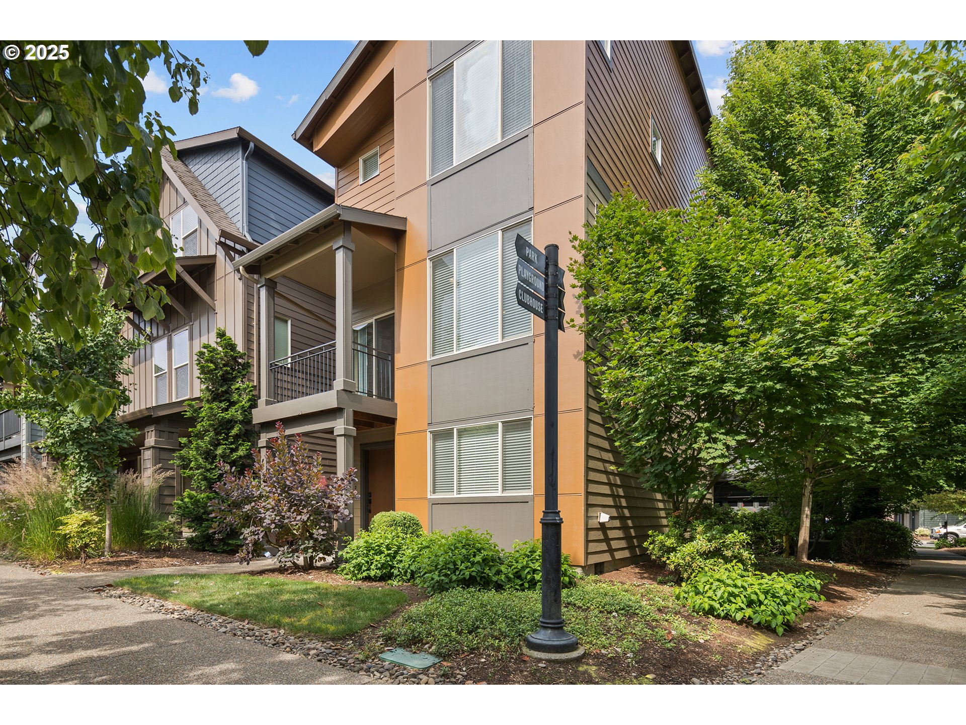 14323 SW BURLWOOD LN