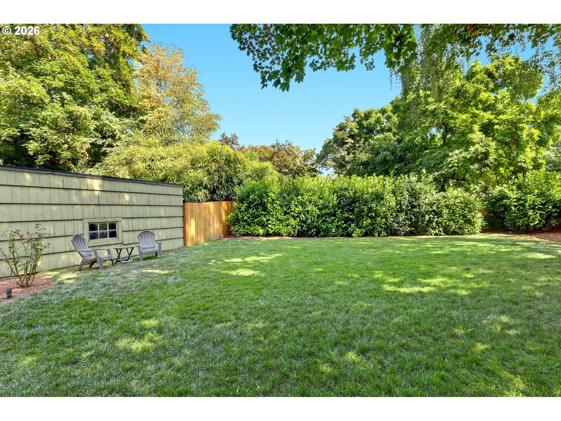 1106 NE 33RD AVE