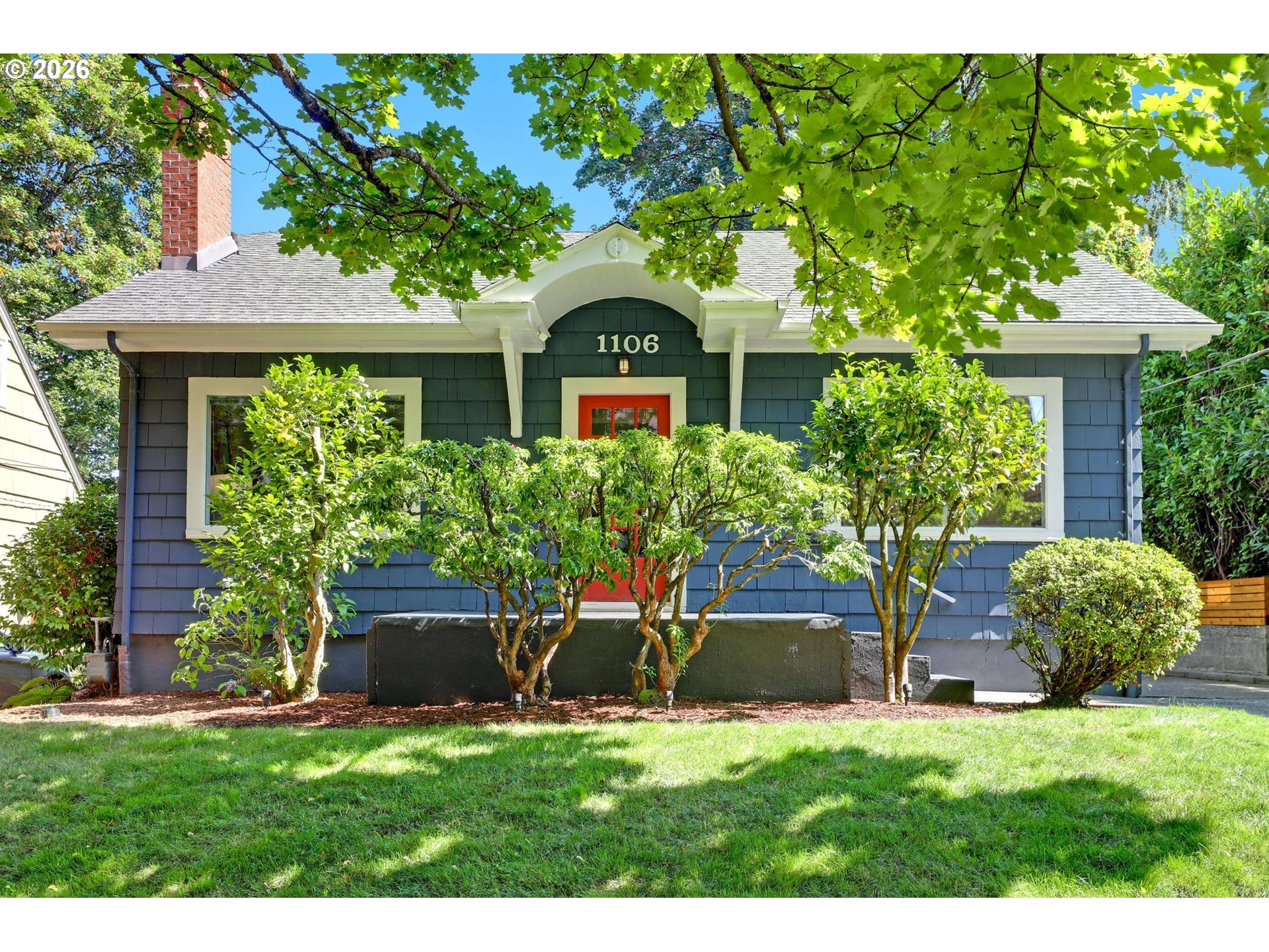 1106 NE 33RD AVE