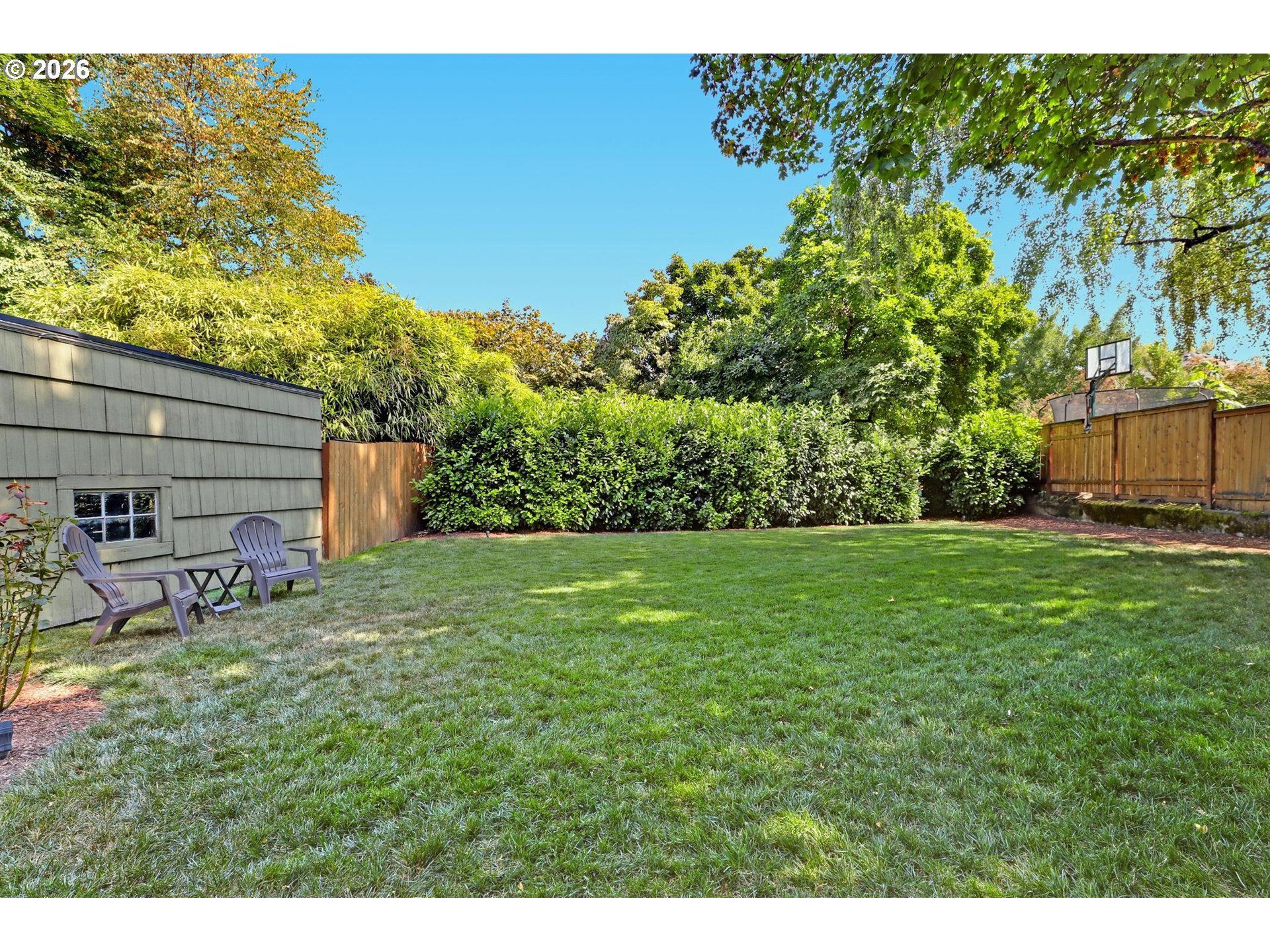 1106 NE 33RD AVE