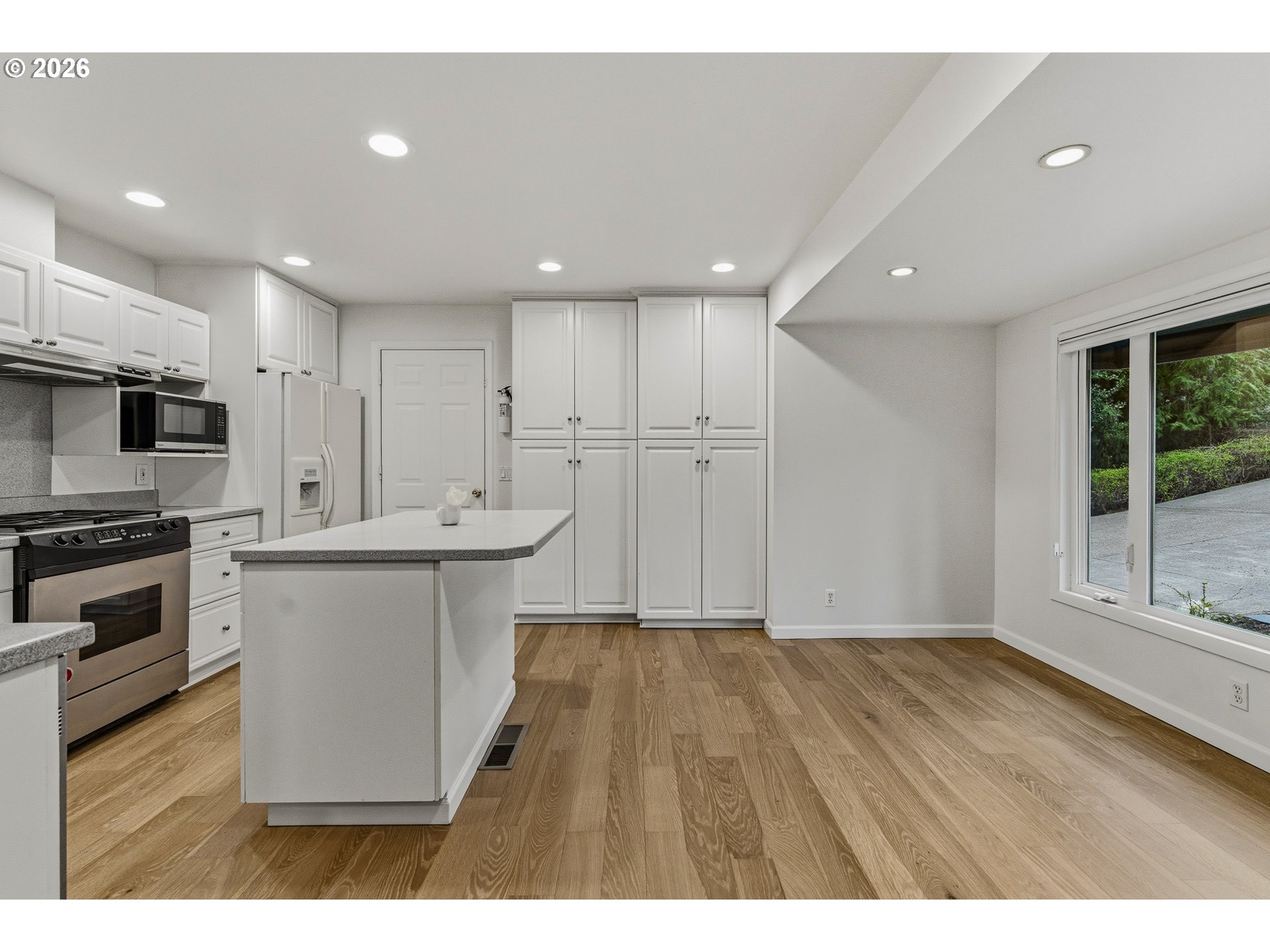 916 CUMBERLAND RD