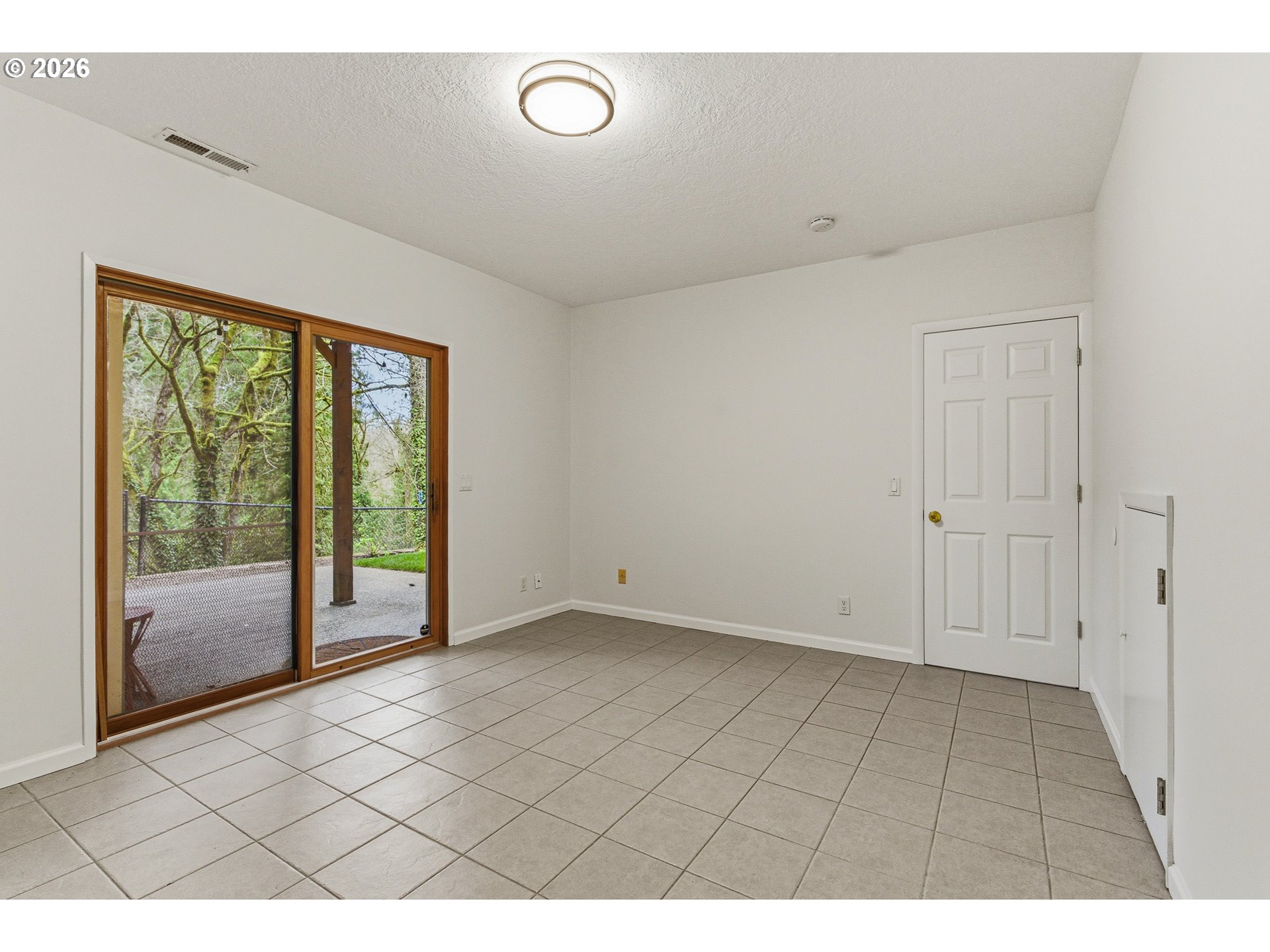 916 CUMBERLAND RD
