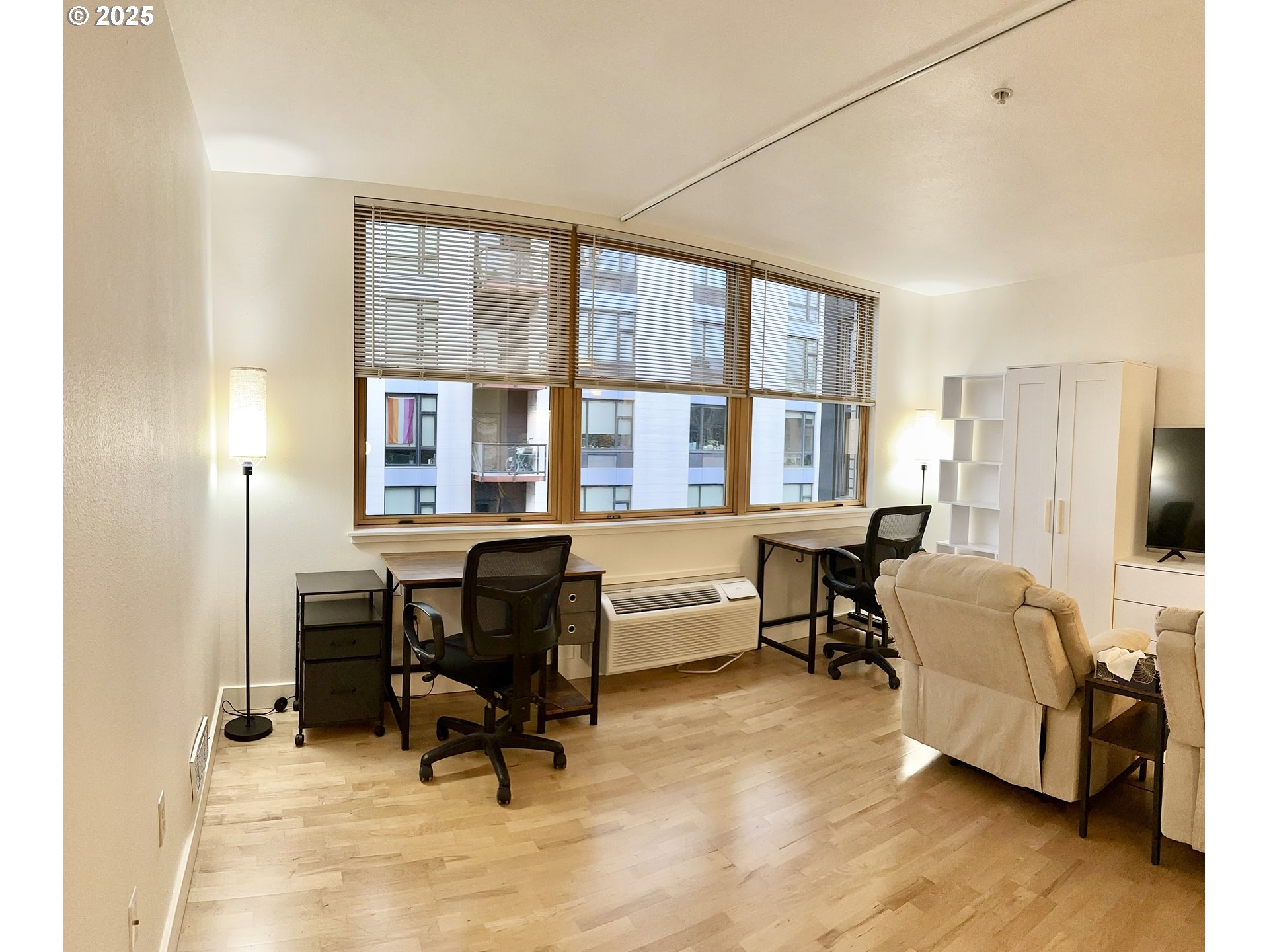 1134 SW JEFFERSON ST 403