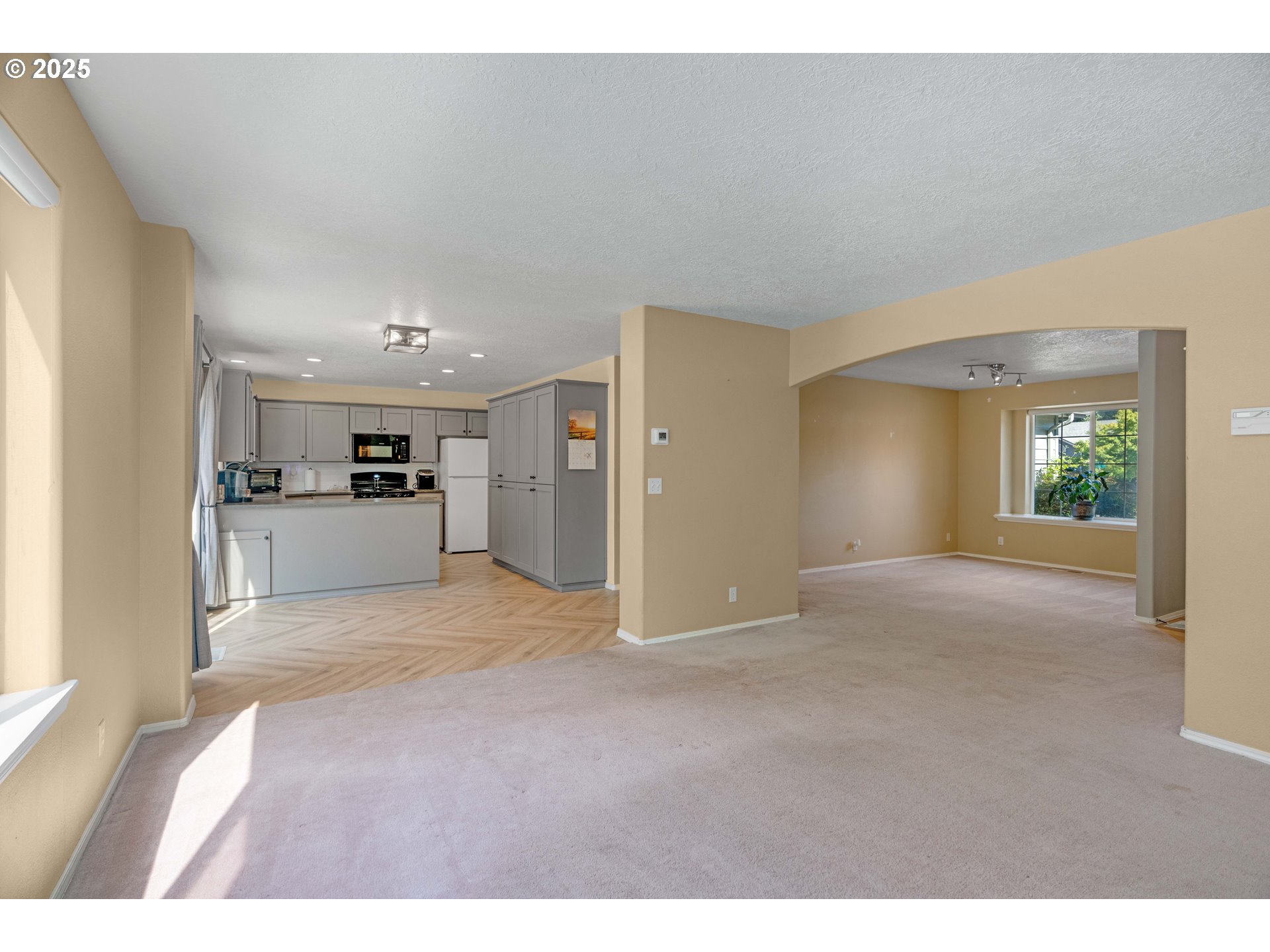 2290 MORROW CT