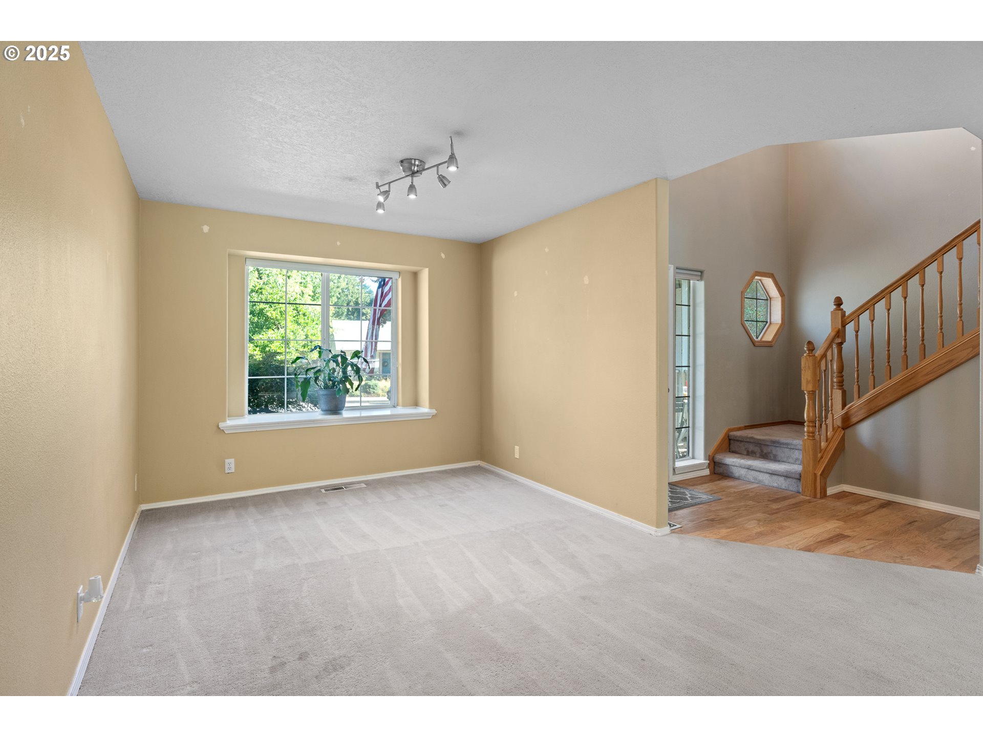 2290 MORROW CT