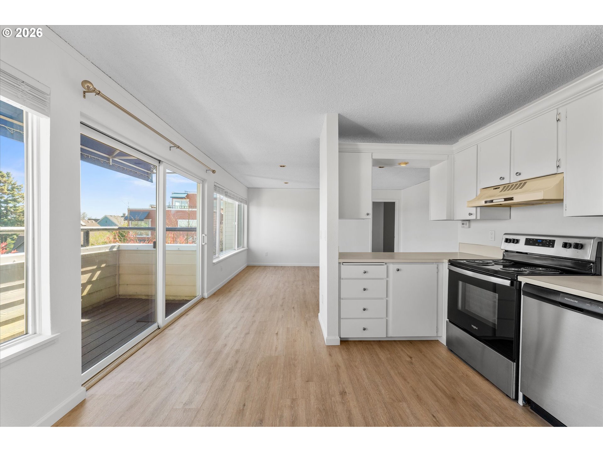 3515 SW BARBUR BLVD R-1