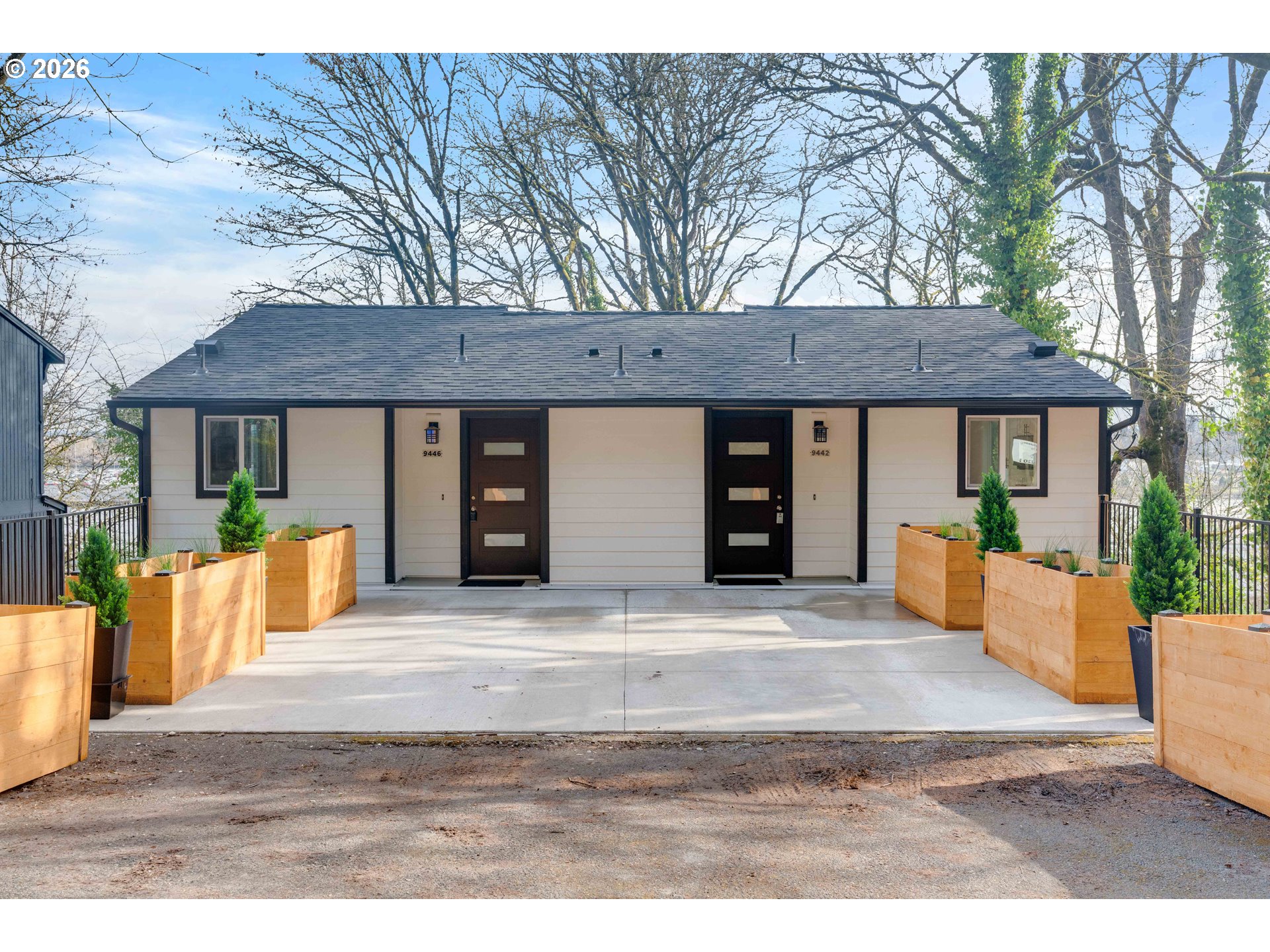 9442/9446 NW ROSEWAY AVE