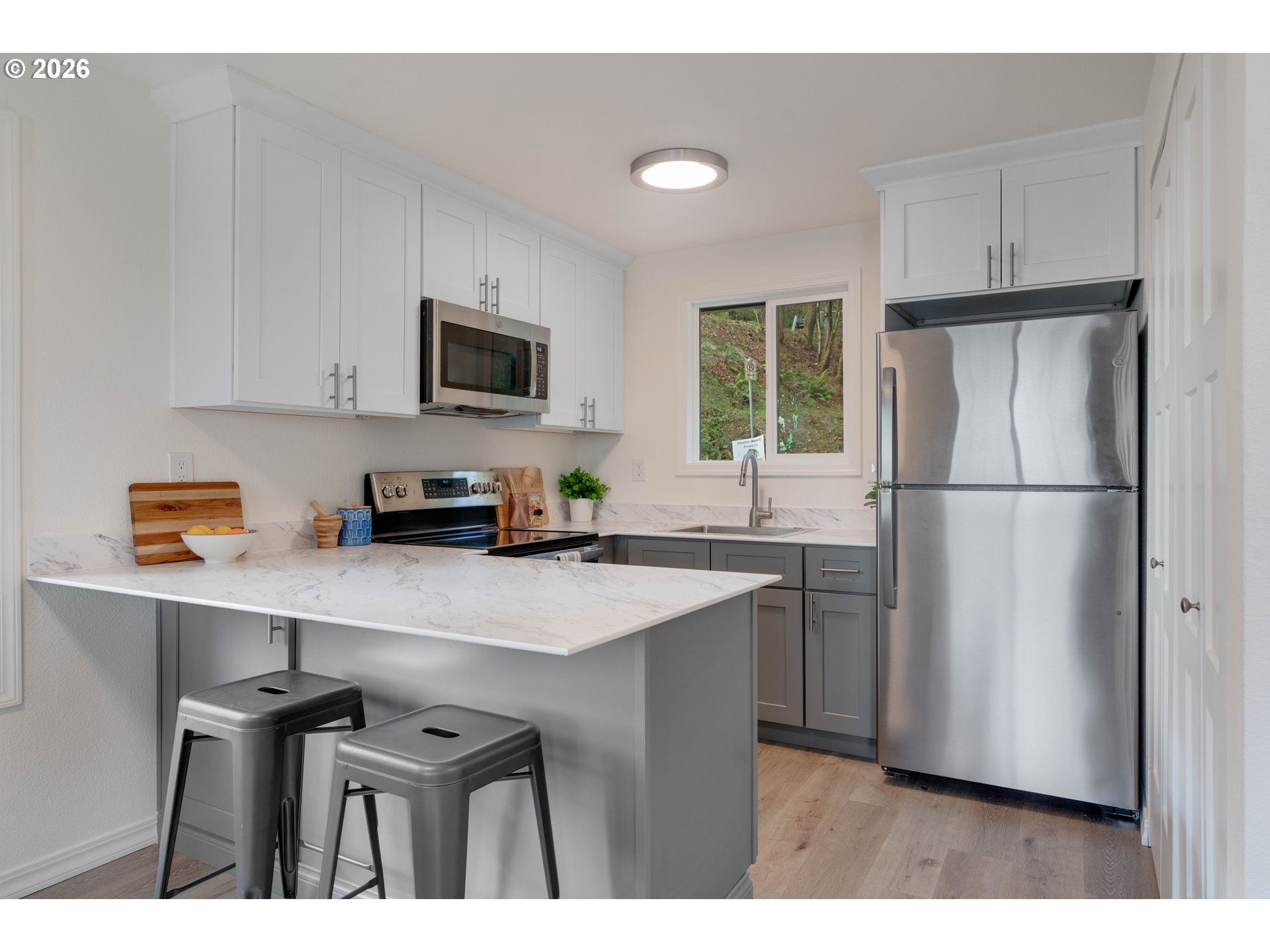 9442/9446 NW ROSEWAY AVE