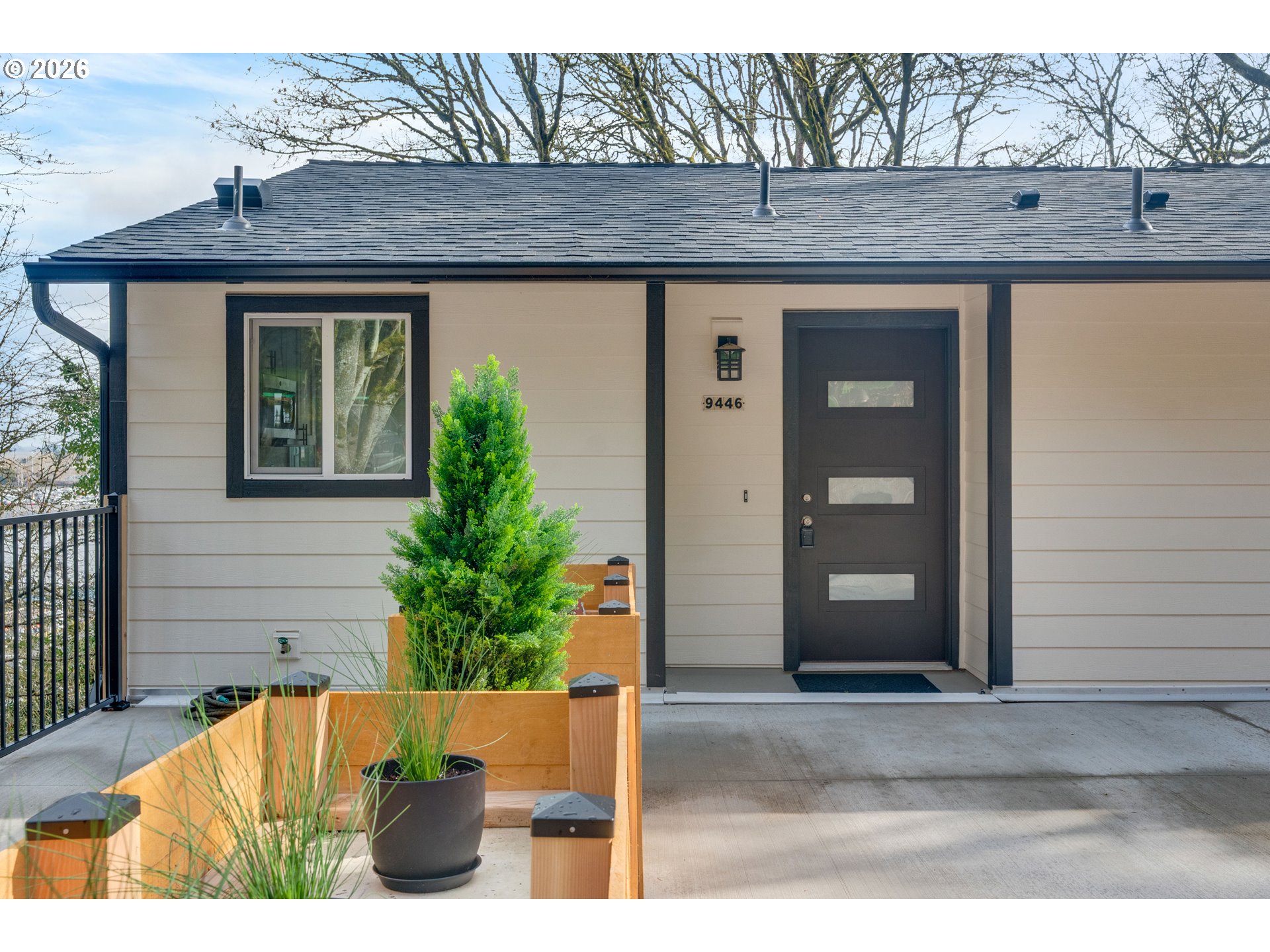 9442/9446 NW ROSEWAY AVE