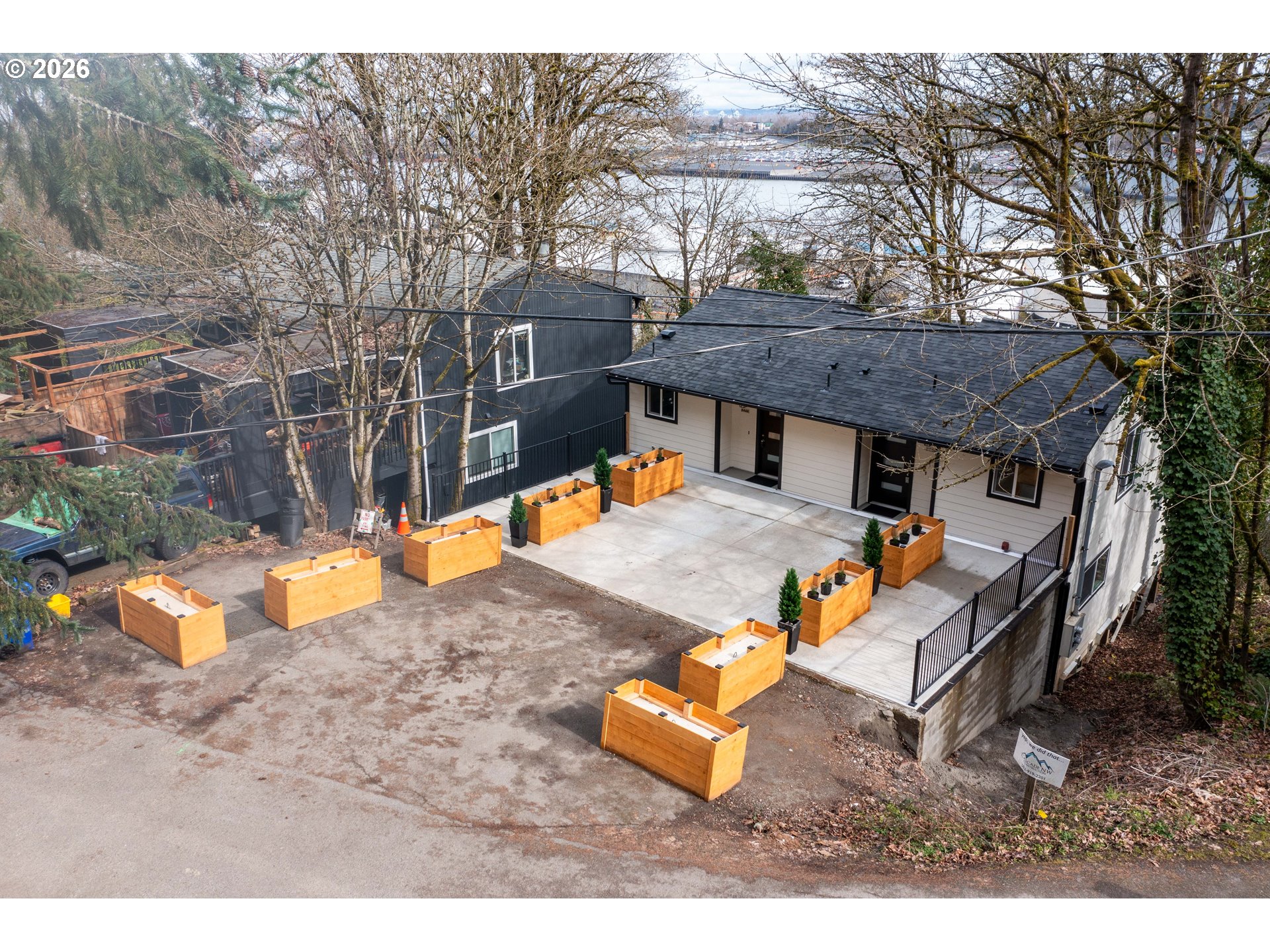 9442/9446 NW ROSEWAY AVE