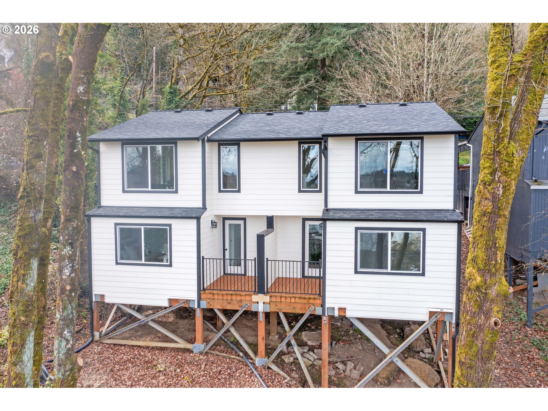 9442/9446 NW ROSEWAY AVE