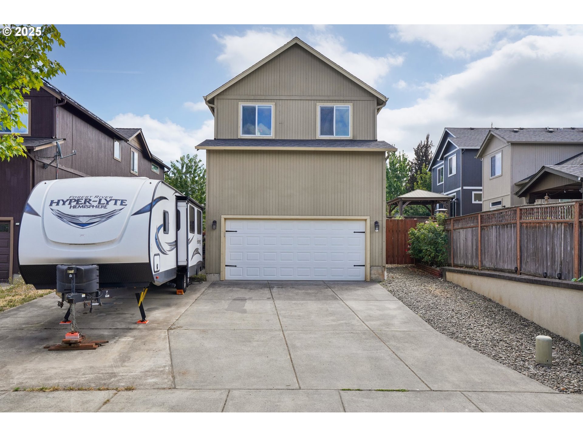 15599 JEWELBERRY AVE