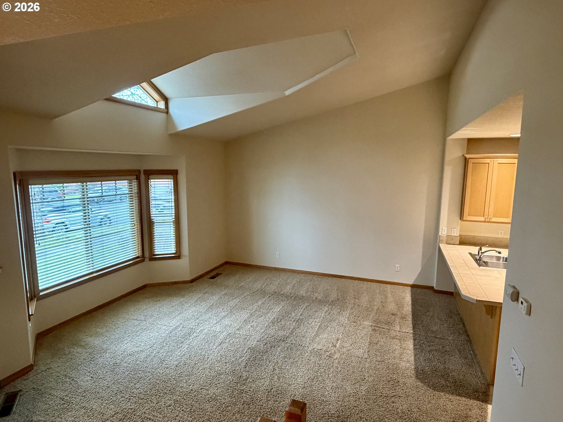 2025 ELM ST 1D