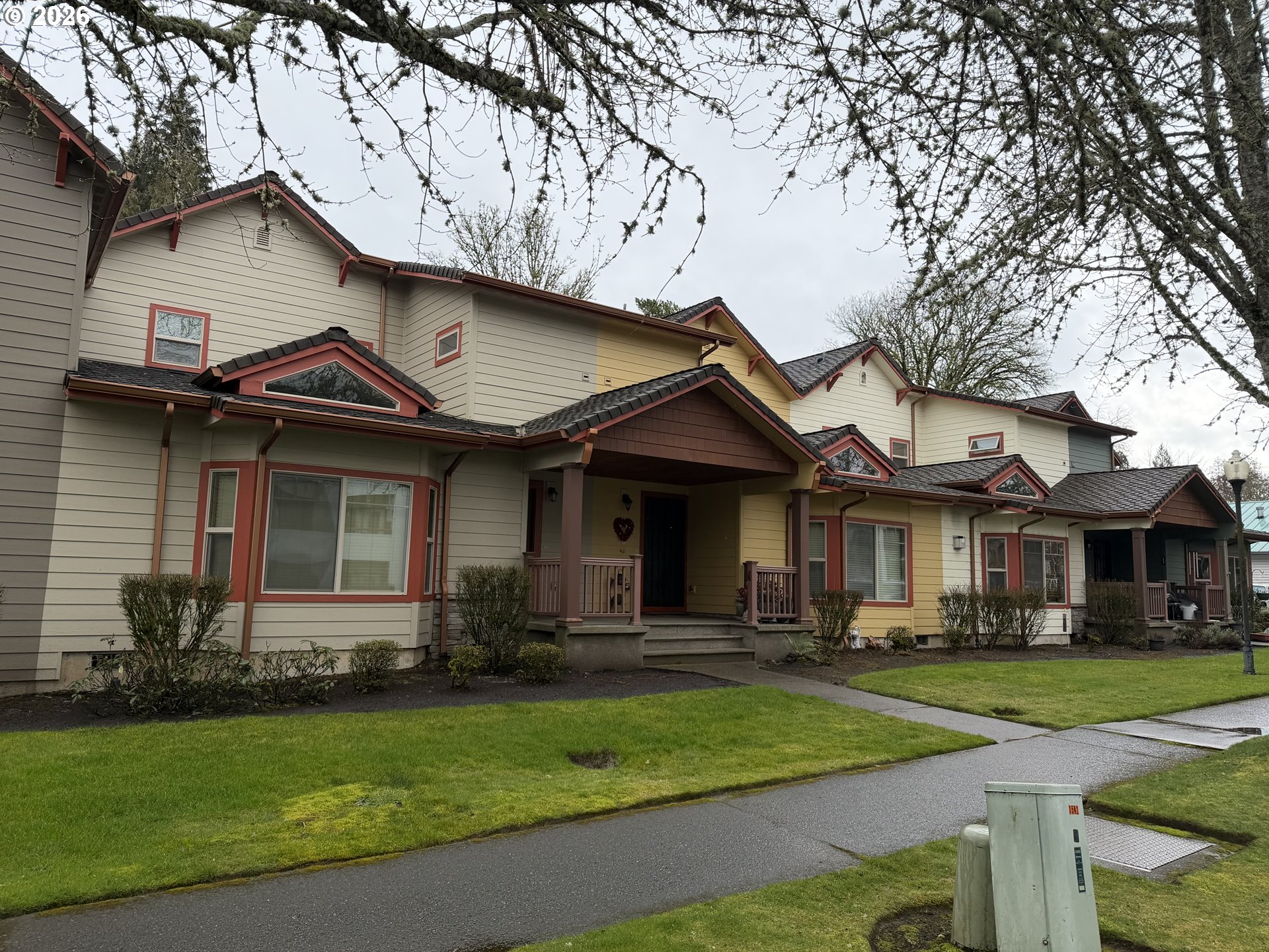 2025 ELM ST 1D