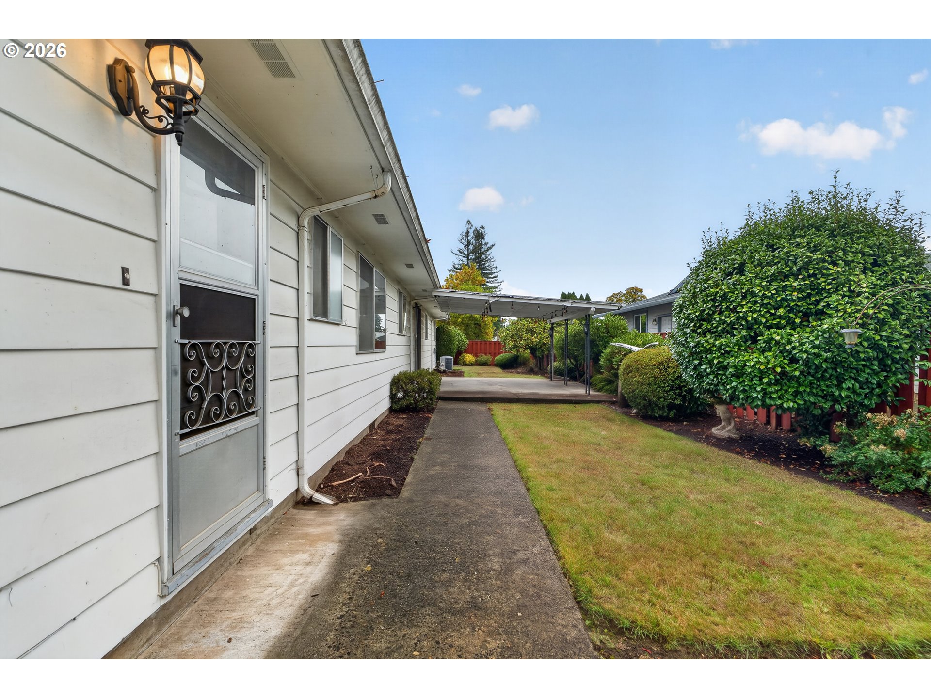 424 S 10TH AVE