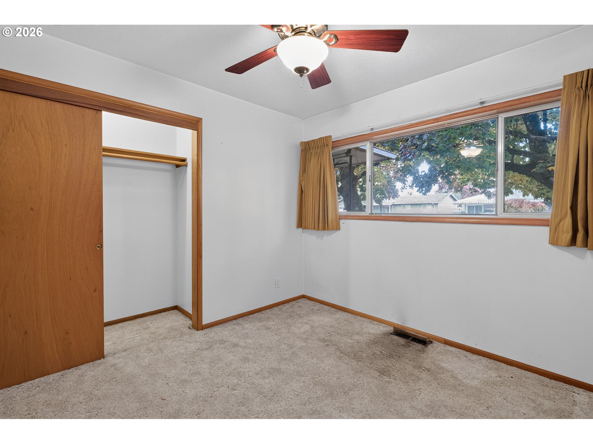 424 S 10TH AVE