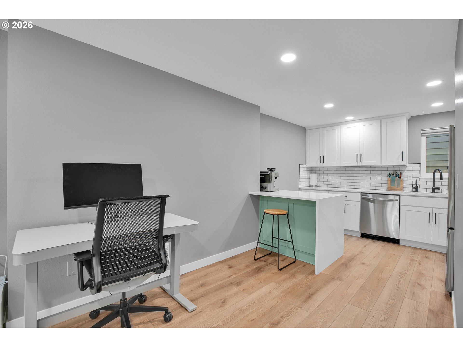 58 CERVANTES CIR 8D