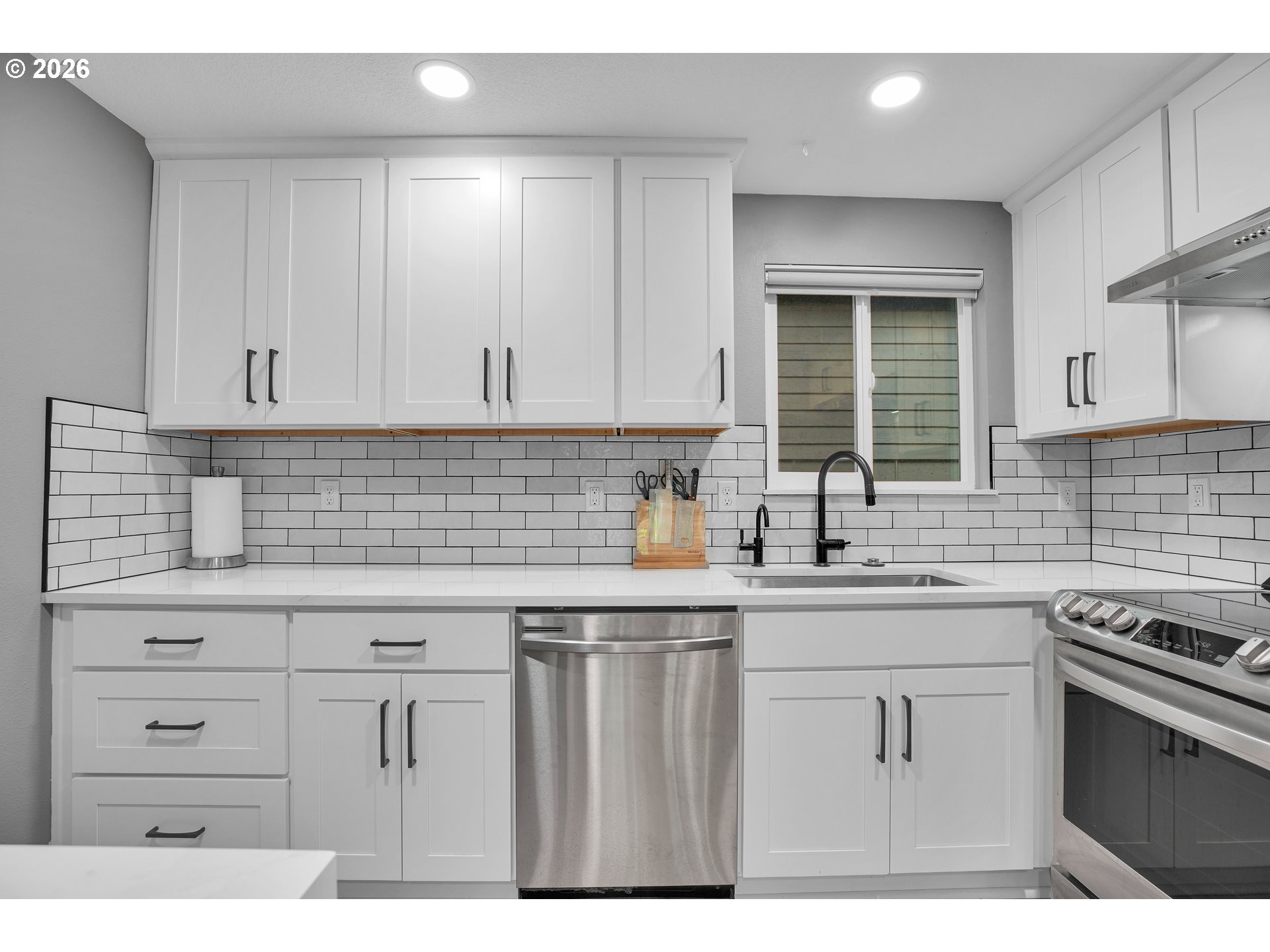 58 CERVANTES CIR 8D