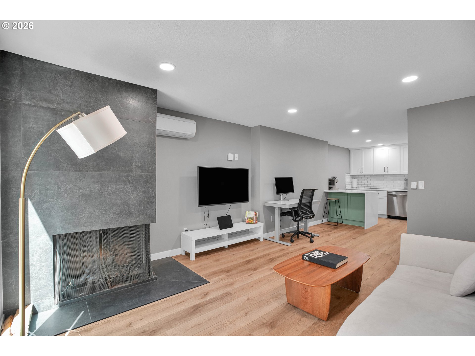 58 CERVANTES CIR 8D