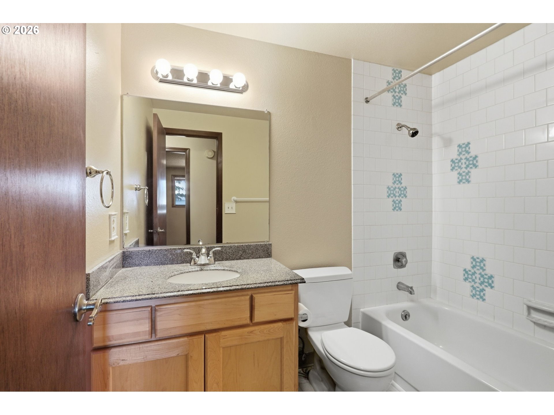 2018 SE BEAVER CREEK LN