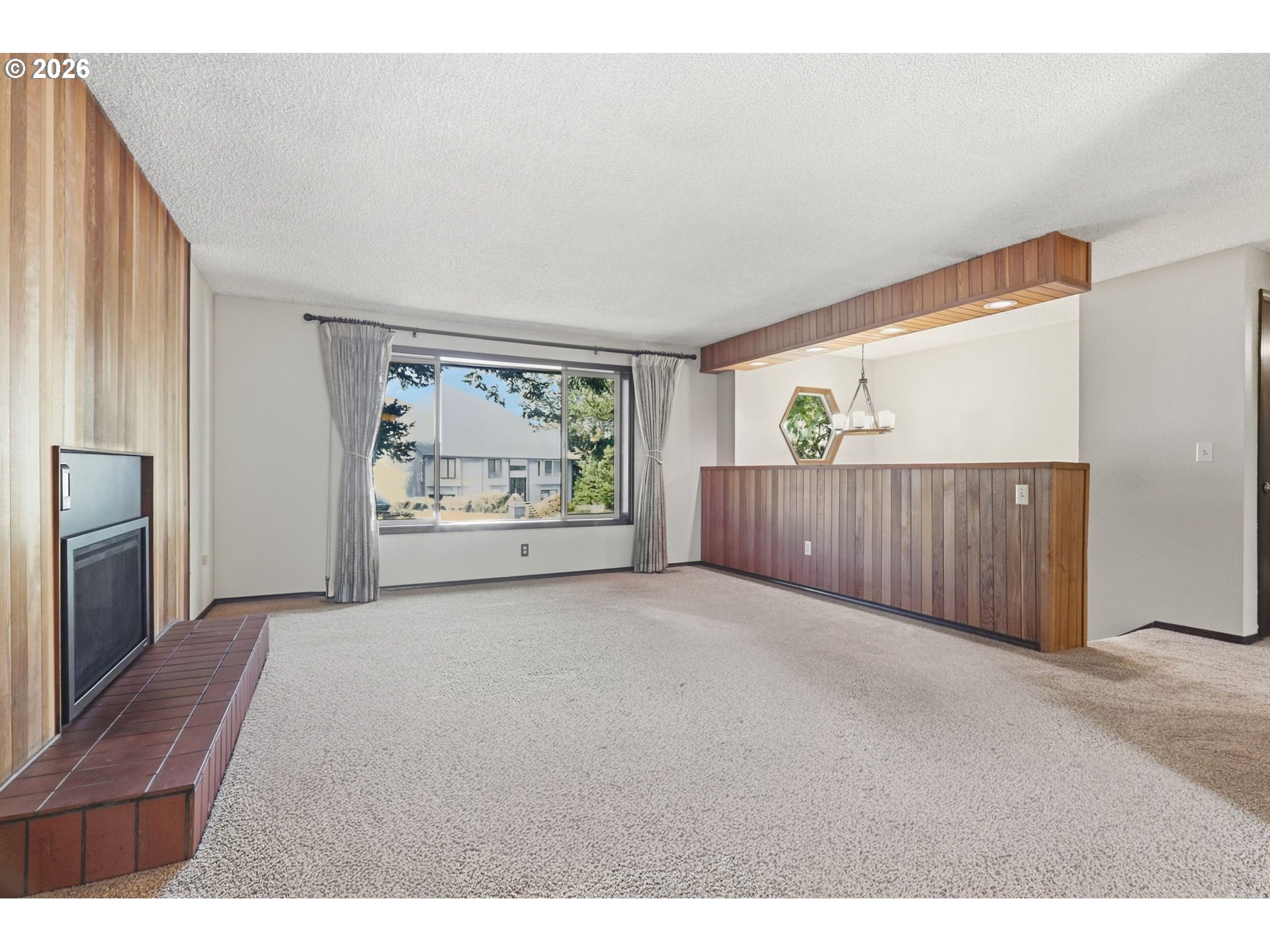 2018 SE BEAVER CREEK LN