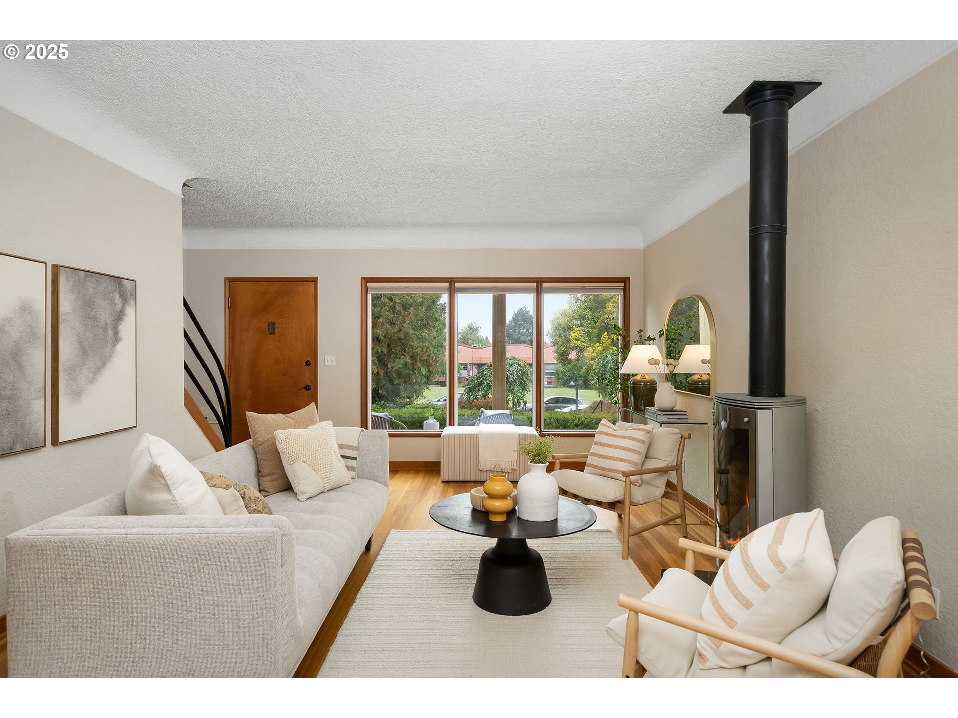 2025 SE CARUTHERS ST 14